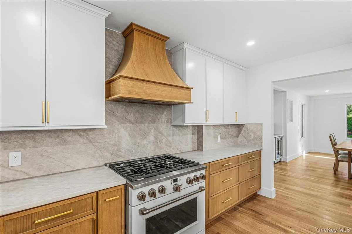 448 Coolidge Street, Hempstead, NY, 5 Bedrooms Bedrooms, 9 Rooms Rooms,3 BathroomsBathrooms,Residential,For Rent,Coolidge,0,1042857 448 Coolidge Street, Hempstead, NY, 5 Bedrooms Bedrooms, 9 Rooms Rooms,3 BathroomsBathrooms,Residential,For Rent,Coolidge,0,1042857