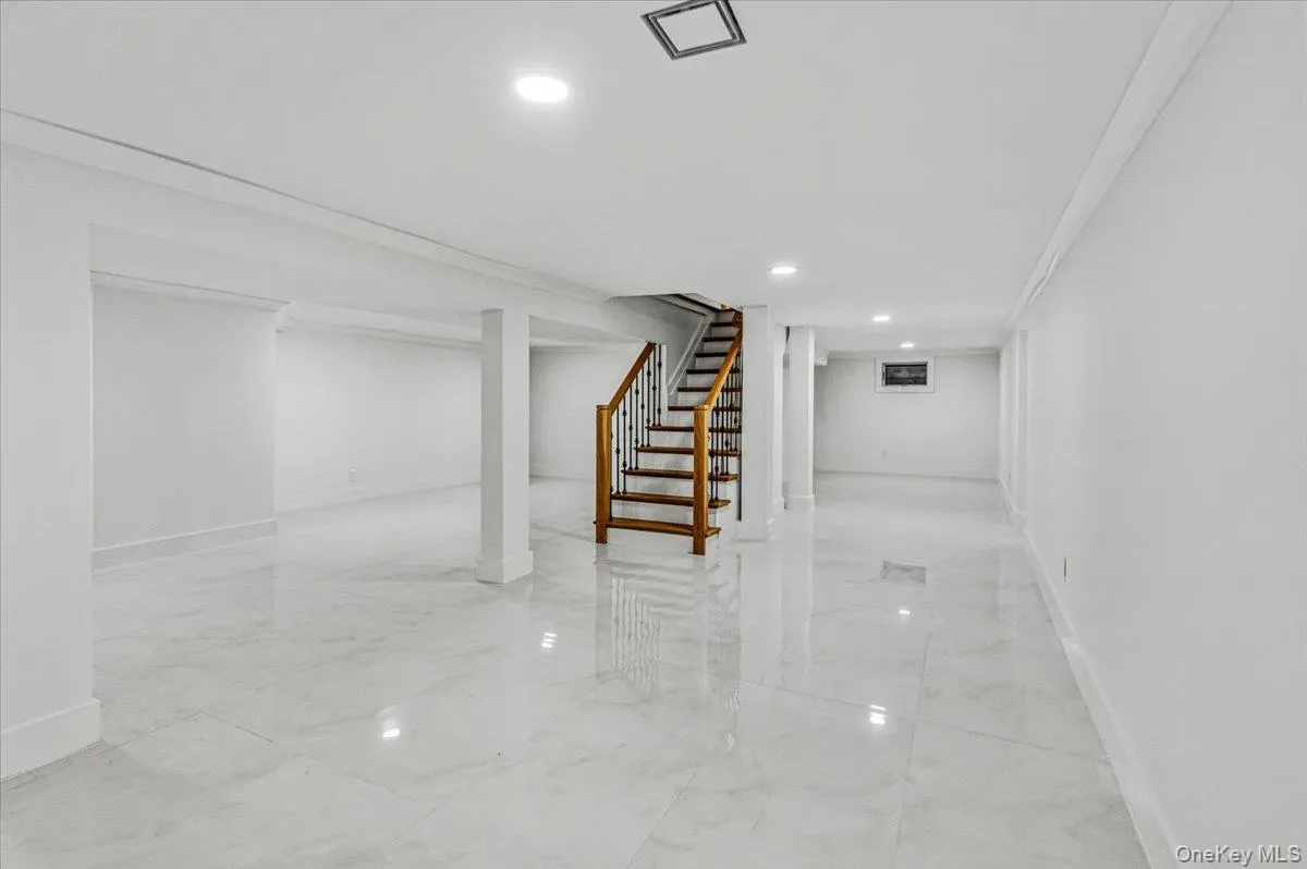 448 Coolidge Street, Hempstead, NY, 5 Bedrooms Bedrooms, 9 Rooms Rooms,3 BathroomsBathrooms,Residential,For Rent,Coolidge,0,1042857 448 Coolidge Street, Hempstead, NY, 5 Bedrooms Bedrooms, 9 Rooms Rooms,3 BathroomsBathrooms,Residential,For Rent,Coolidge,0,1042857