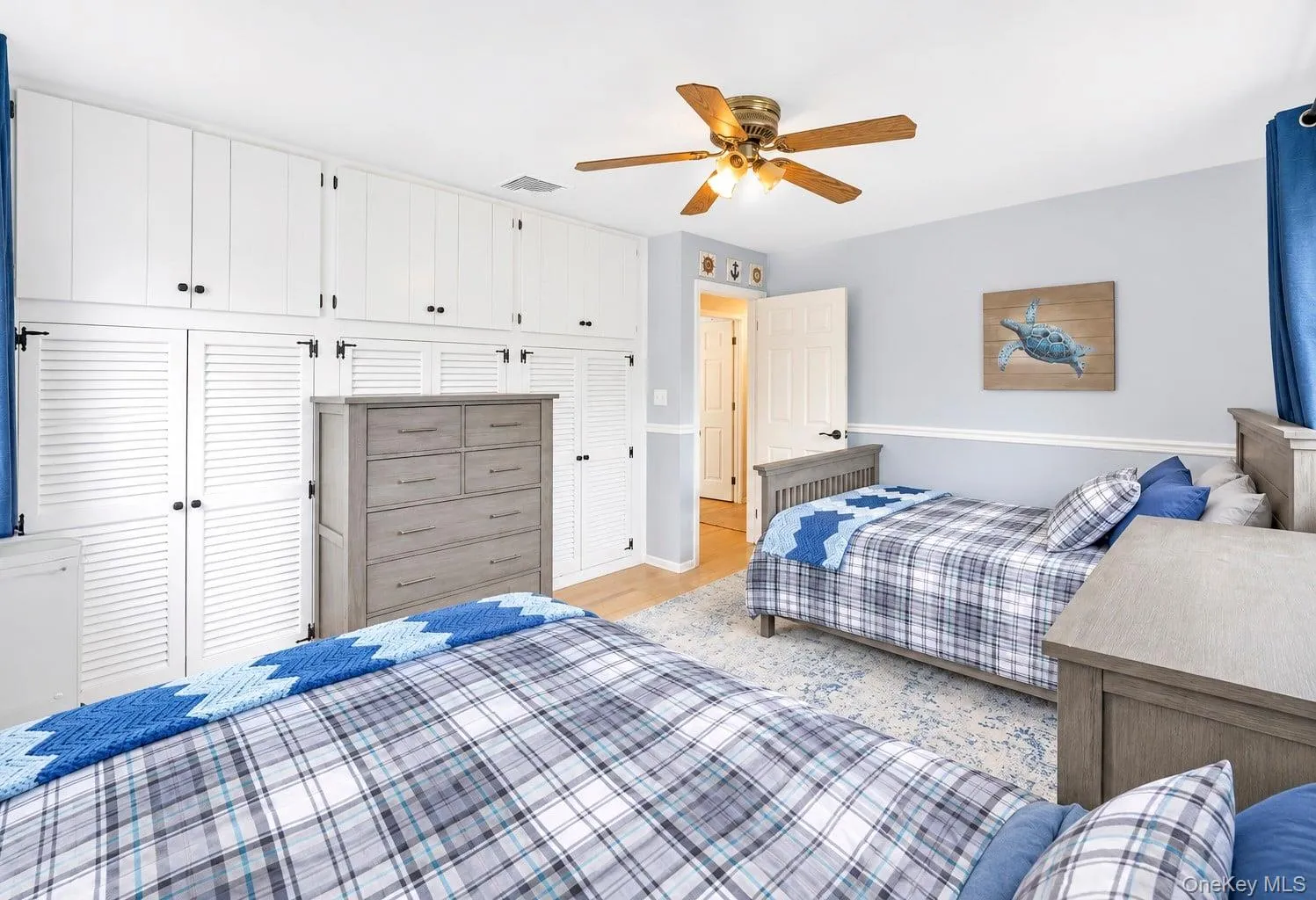 282 6th Avenue, Smithtown, NY, 3 Bedrooms Bedrooms, 8 Rooms Rooms,2 BathroomsBathrooms,Residential,For Rent,6th,0,1042862 282 6th Avenue, Smithtown, NY, 3 Bedrooms Bedrooms, 8 Rooms Rooms,2 BathroomsBathrooms,Residential,For Rent,6th,0,1042862