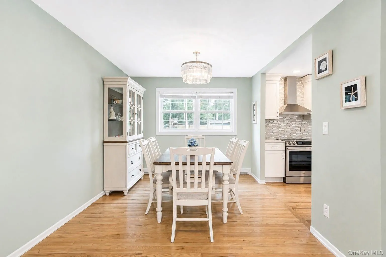 282 6th Avenue, Smithtown, NY, 3 Bedrooms Bedrooms, 8 Rooms Rooms,2 BathroomsBathrooms,Residential,For Rent,6th,0,1042862 282 6th Avenue, Smithtown, NY, 3 Bedrooms Bedrooms, 8 Rooms Rooms,2 BathroomsBathrooms,Residential,For Rent,6th,0,1042862