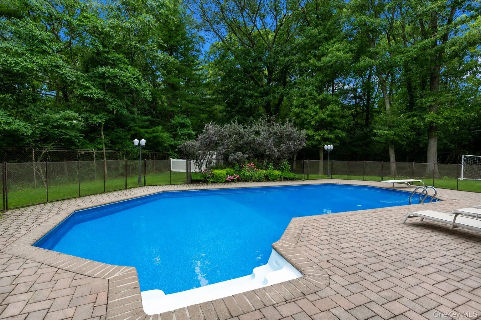 25 Pashen Place, Huntington, NY, 4 Bedrooms Bedrooms, 8 Rooms Rooms,3 BathroomsBathrooms,Residential,For Rent,Pashen,0,1042863 25 Pashen Place, Huntington, NY, 4 Bedrooms Bedrooms, 8 Rooms Rooms,3 BathroomsBathrooms,Residential,For Rent,Pashen,0,1042863