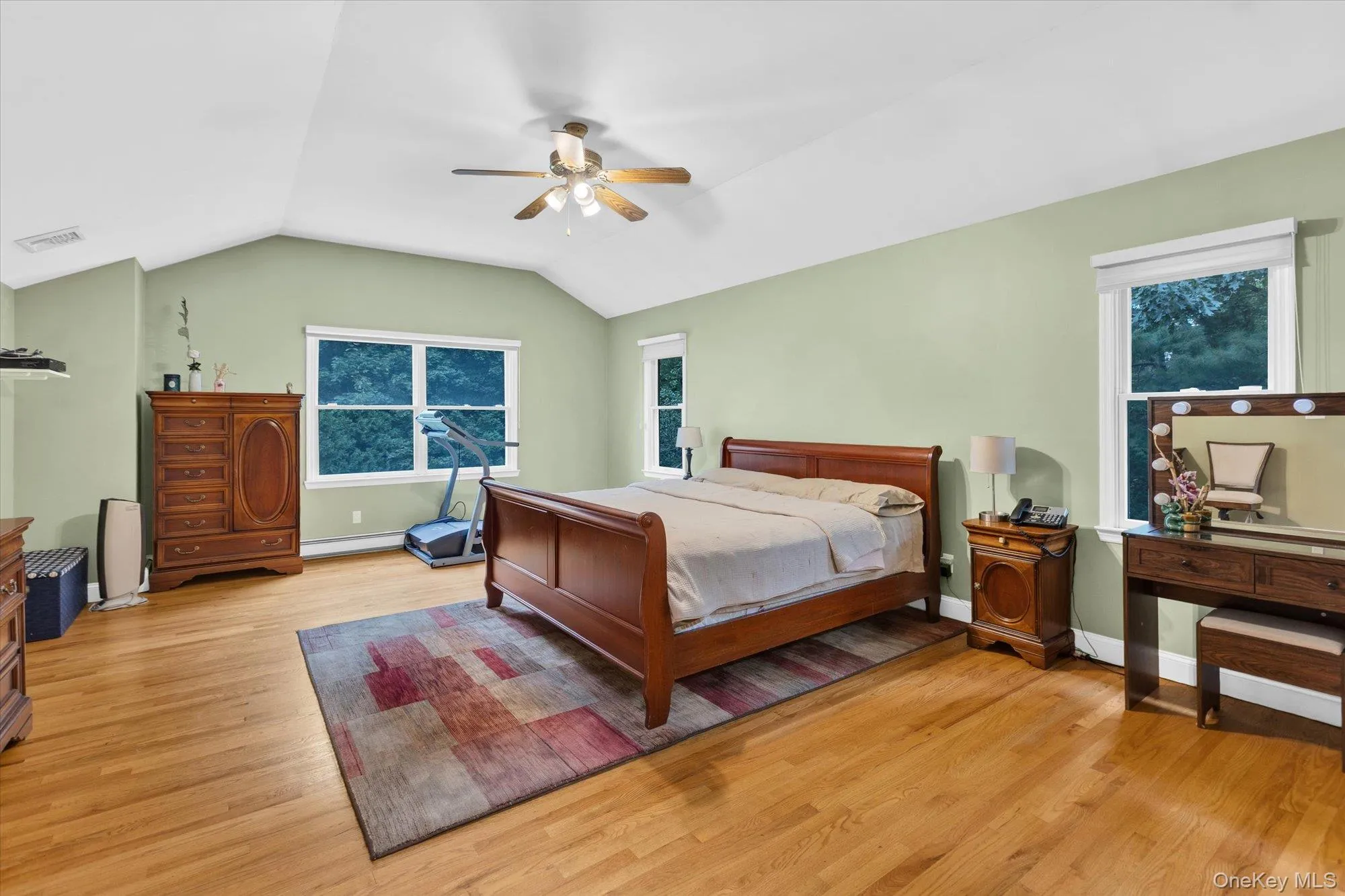 25 Pashen Place, Huntington, NY, 4 Bedrooms Bedrooms, 8 Rooms Rooms,3 BathroomsBathrooms,Residential,For Rent,Pashen,0,1042863 25 Pashen Place, Huntington, NY, 4 Bedrooms Bedrooms, 8 Rooms Rooms,3 BathroomsBathrooms,Residential,For Rent,Pashen,0,1042863