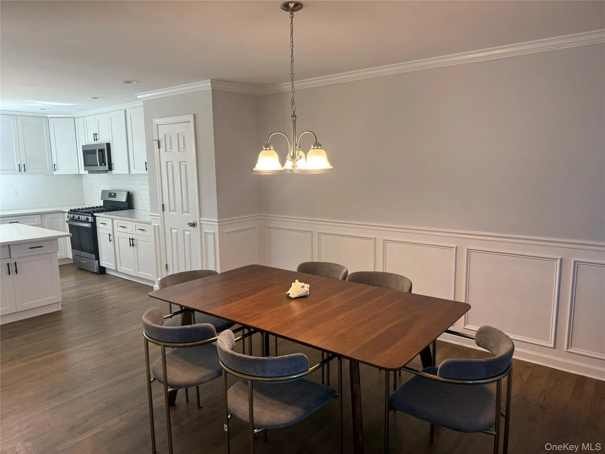 8 Narcissus Road, Brookhaven, NY, 4 Bedrooms Bedrooms, 8 Rooms Rooms,3 BathroomsBathrooms,Residential,For Rent,Narcissus,0,1042865 8 Narcissus Road, Brookhaven, NY, 4 Bedrooms Bedrooms, 8 Rooms Rooms,3 BathroomsBathrooms,Residential,For Rent,Narcissus,0,1042865