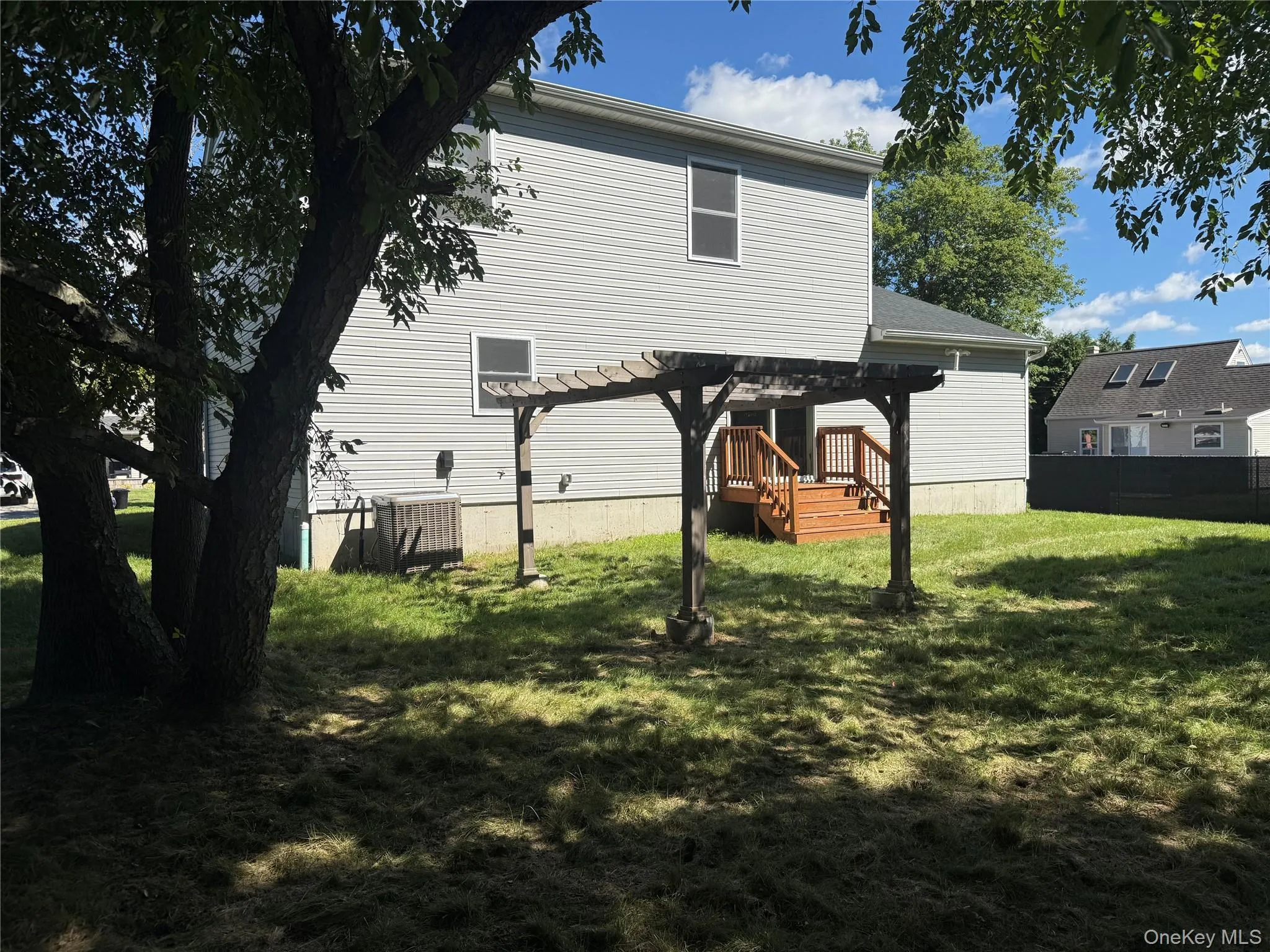 8 Narcissus Road, Brookhaven, NY, 4 Bedrooms Bedrooms, 8 Rooms Rooms,3 BathroomsBathrooms,Residential,For Rent,Narcissus,0,1042865 8 Narcissus Road, Brookhaven, NY, 4 Bedrooms Bedrooms, 8 Rooms Rooms,3 BathroomsBathrooms,Residential,For Rent,Narcissus,0,1042865
