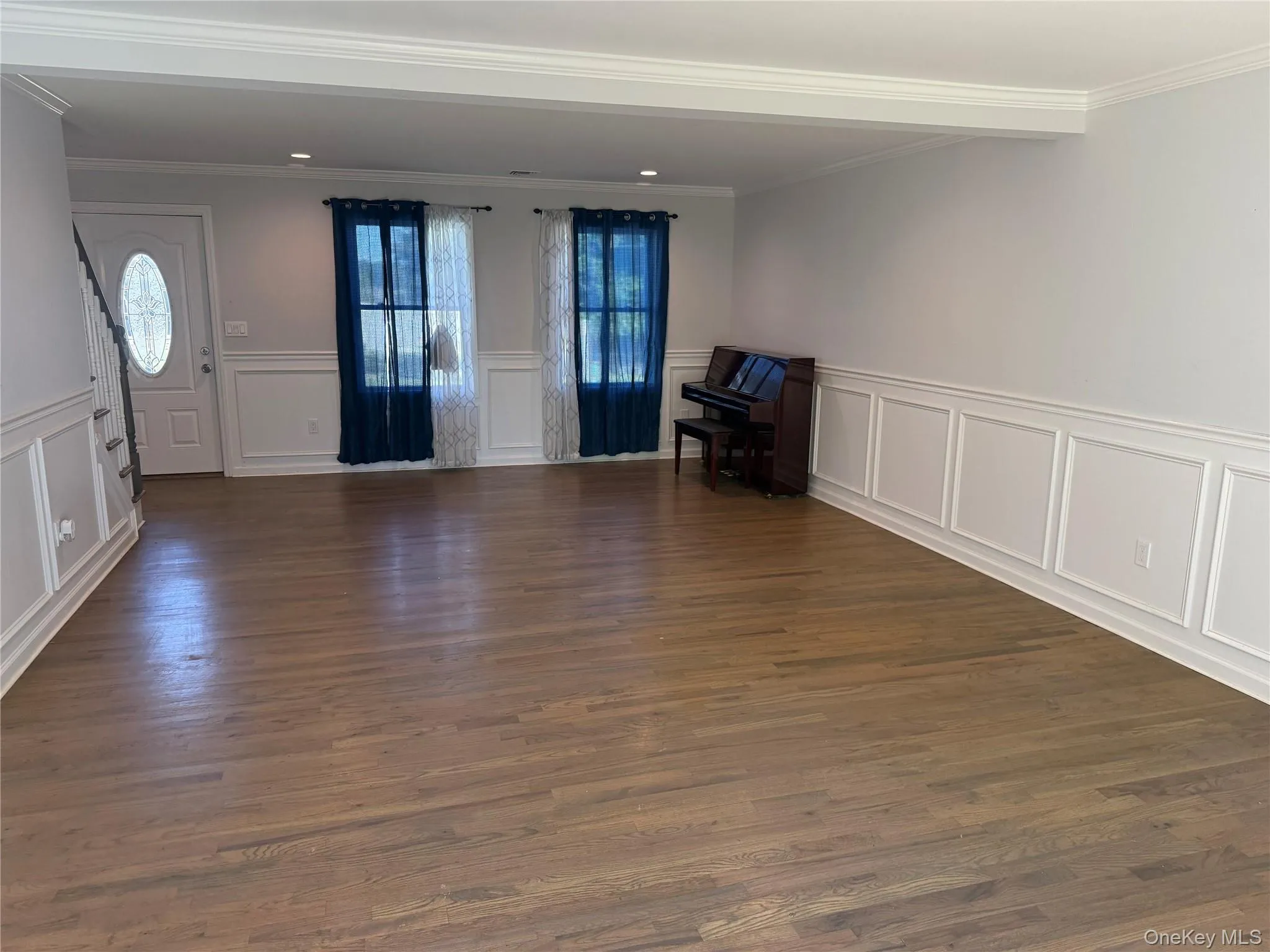 8 Narcissus Road, Brookhaven, NY, 4 Bedrooms Bedrooms, 8 Rooms Rooms,3 BathroomsBathrooms,Residential,For Rent,Narcissus,0,1042865 8 Narcissus Road, Brookhaven, NY, 4 Bedrooms Bedrooms, 8 Rooms Rooms,3 BathroomsBathrooms,Residential,For Rent,Narcissus,0,1042865