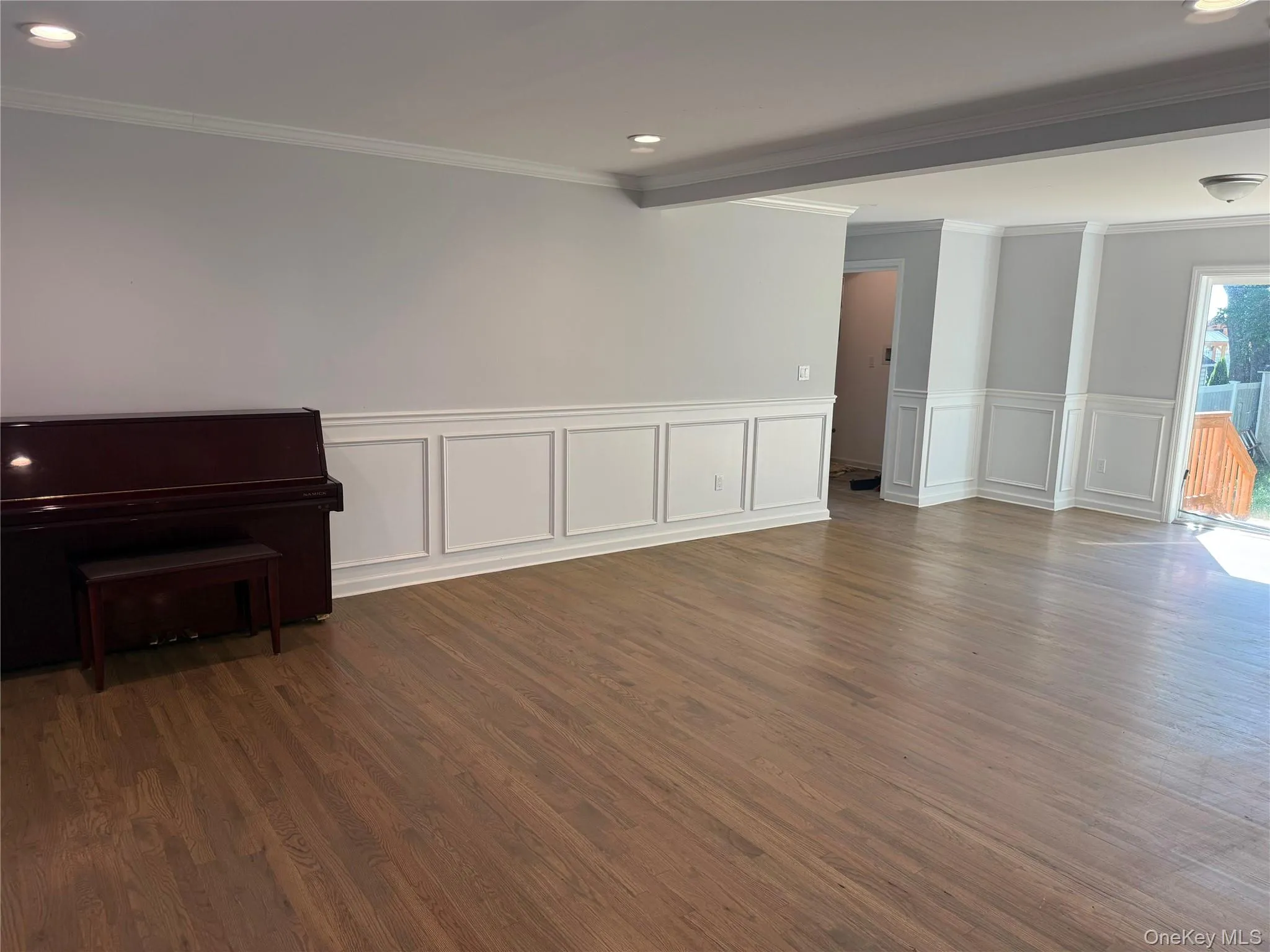 8 Narcissus Road, Brookhaven, NY, 4 Bedrooms Bedrooms, 8 Rooms Rooms,3 BathroomsBathrooms,Residential,For Rent,Narcissus,0,1042865 8 Narcissus Road, Brookhaven, NY, 4 Bedrooms Bedrooms, 8 Rooms Rooms,3 BathroomsBathrooms,Residential,For Rent,Narcissus,0,1042865