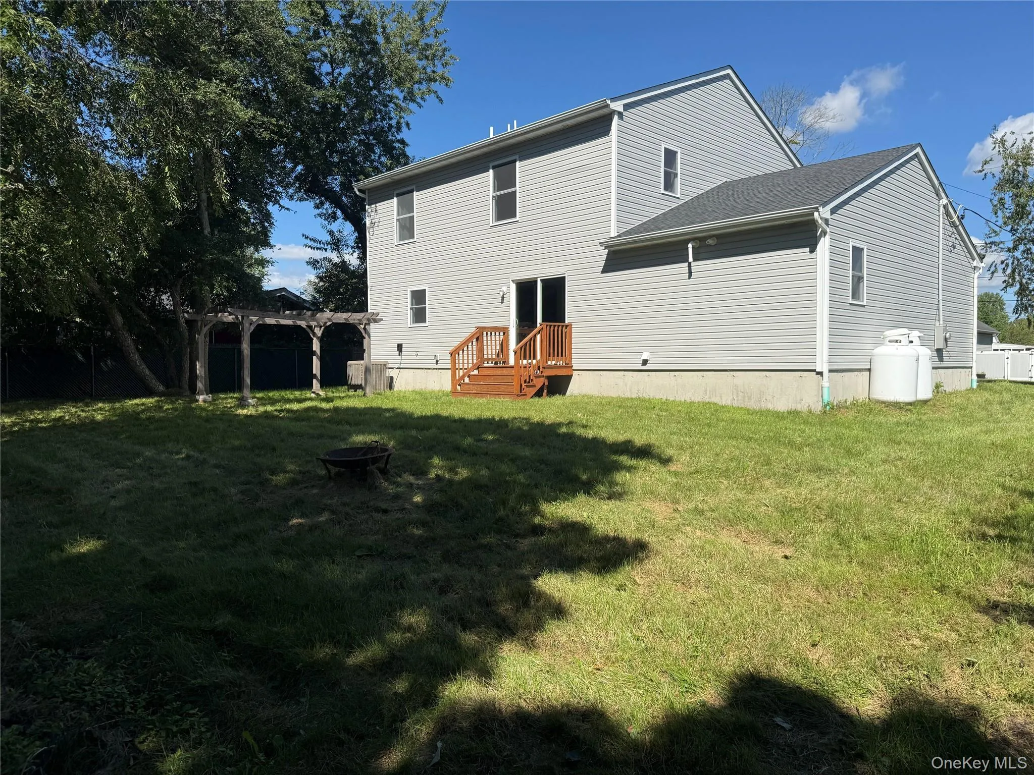 8 Narcissus Road, Brookhaven, NY, 4 Bedrooms Bedrooms, 8 Rooms Rooms,3 BathroomsBathrooms,Residential,For Rent,Narcissus,0,1042865 8 Narcissus Road, Brookhaven, NY, 4 Bedrooms Bedrooms, 8 Rooms Rooms,3 BathroomsBathrooms,Residential,For Rent,Narcissus,0,1042865