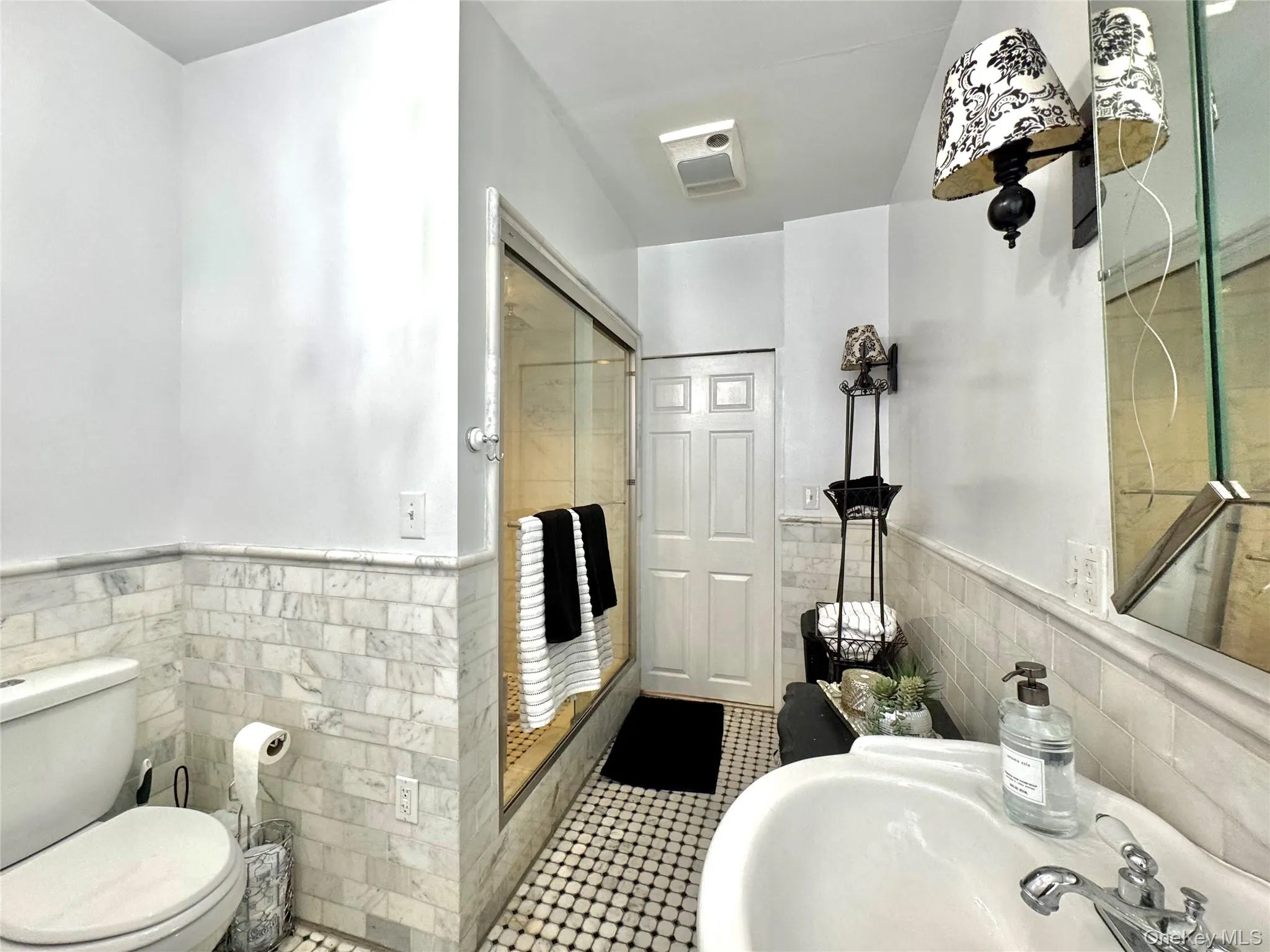 4916 Rt 81, Greenville, NY, 4 Bedrooms Bedrooms, 9 Rooms Rooms,2 BathroomsBathrooms,Residential,For Rent,Rt 81,0,1042866 4916 Rt 81, Greenville, NY, 4 Bedrooms Bedrooms, 9 Rooms Rooms,2 BathroomsBathrooms,Residential,For Rent,Rt 81,0,1042866