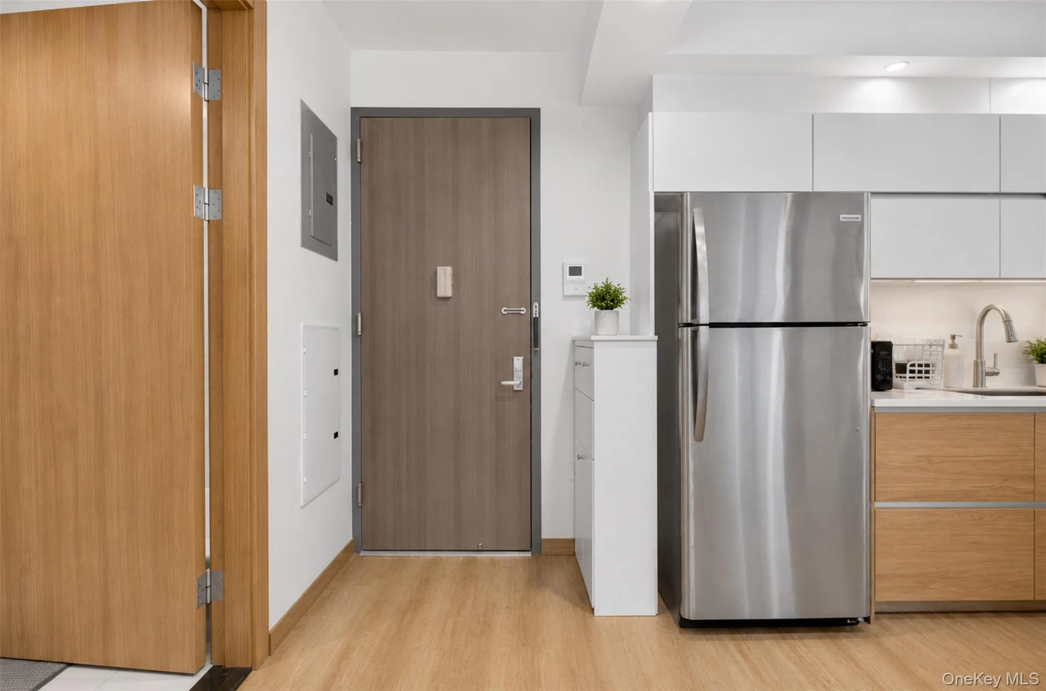 13111 Fowler Avenue, New York, NY, 2 Bedrooms Bedrooms, 4 Rooms Rooms,2 BathroomsBathrooms,Residential,For Rent,Fowler,0,1042867 13111 Fowler Avenue, New York, NY, 2 Bedrooms Bedrooms, 4 Rooms Rooms,2 BathroomsBathrooms,Residential,For Rent,Fowler,0,1042867