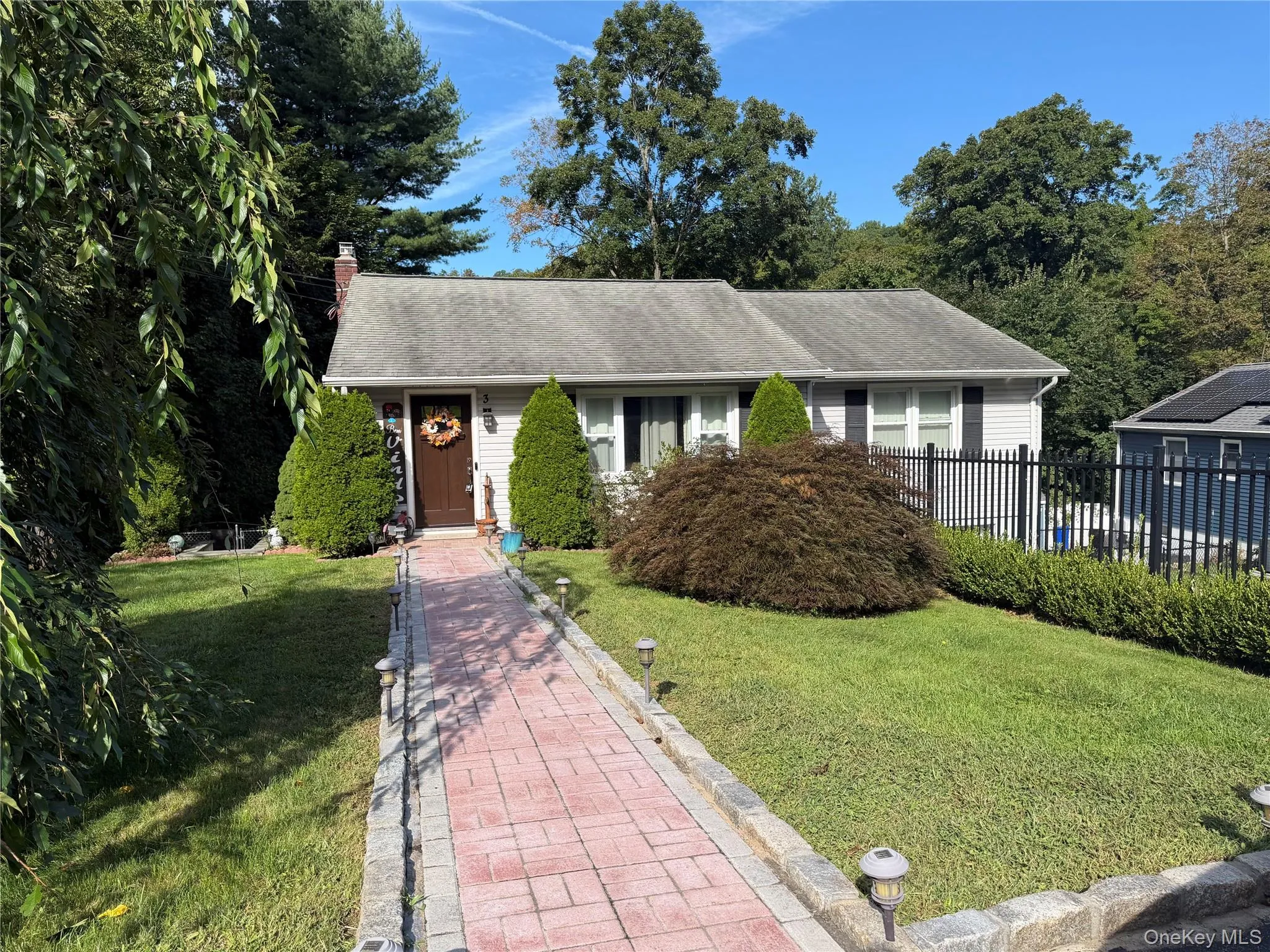 3 School Street, Cortlandt, NY, 3 Bedrooms Bedrooms, 6 Rooms Rooms,2 BathroomsBathrooms,Residential,For Rent,School,0,1042869 3 School Street, Cortlandt, NY, 3 Bedrooms Bedrooms, 6 Rooms Rooms,2 BathroomsBathrooms,Residential,For Rent,School,0,1042869