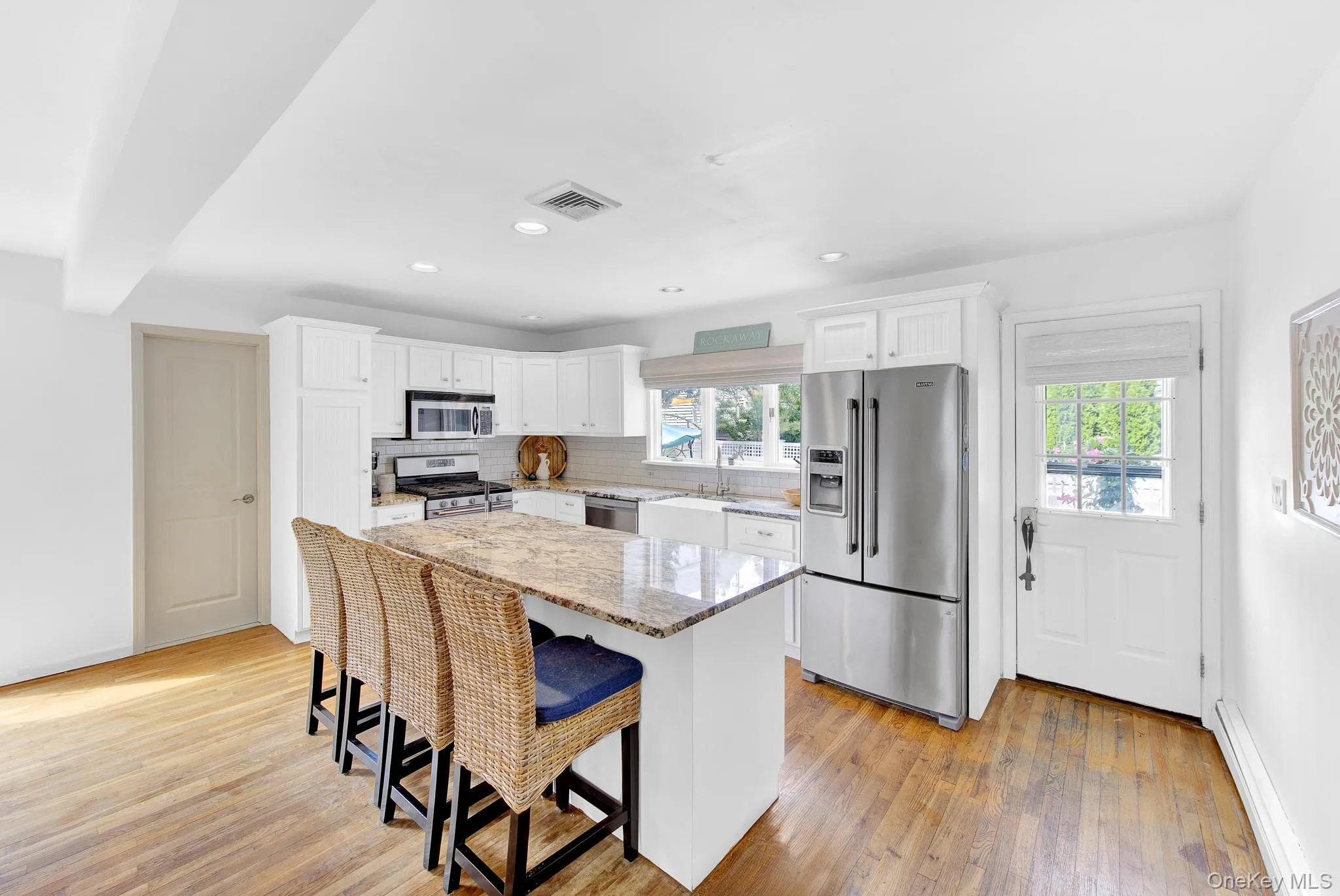 63 Cedarhurst Avenue, Hempstead, NY, 4 Bedrooms Bedrooms, 10 Rooms Rooms,2 BathroomsBathrooms,Residential,For Rent,Cedarhurst,0,1042871 63 Cedarhurst Avenue, Hempstead, NY, 4 Bedrooms Bedrooms, 10 Rooms Rooms,2 BathroomsBathrooms,Residential,For Rent,Cedarhurst,0,1042871