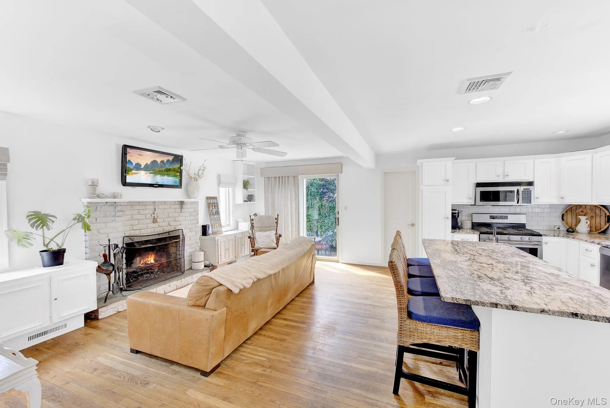 63 Cedarhurst Avenue, Hempstead, NY, 4 Bedrooms Bedrooms, 10 Rooms Rooms,2 BathroomsBathrooms,Residential,For Rent,Cedarhurst,0,1042871 63 Cedarhurst Avenue, Hempstead, NY, 4 Bedrooms Bedrooms, 10 Rooms Rooms,2 BathroomsBathrooms,Residential,For Rent,Cedarhurst,0,1042871