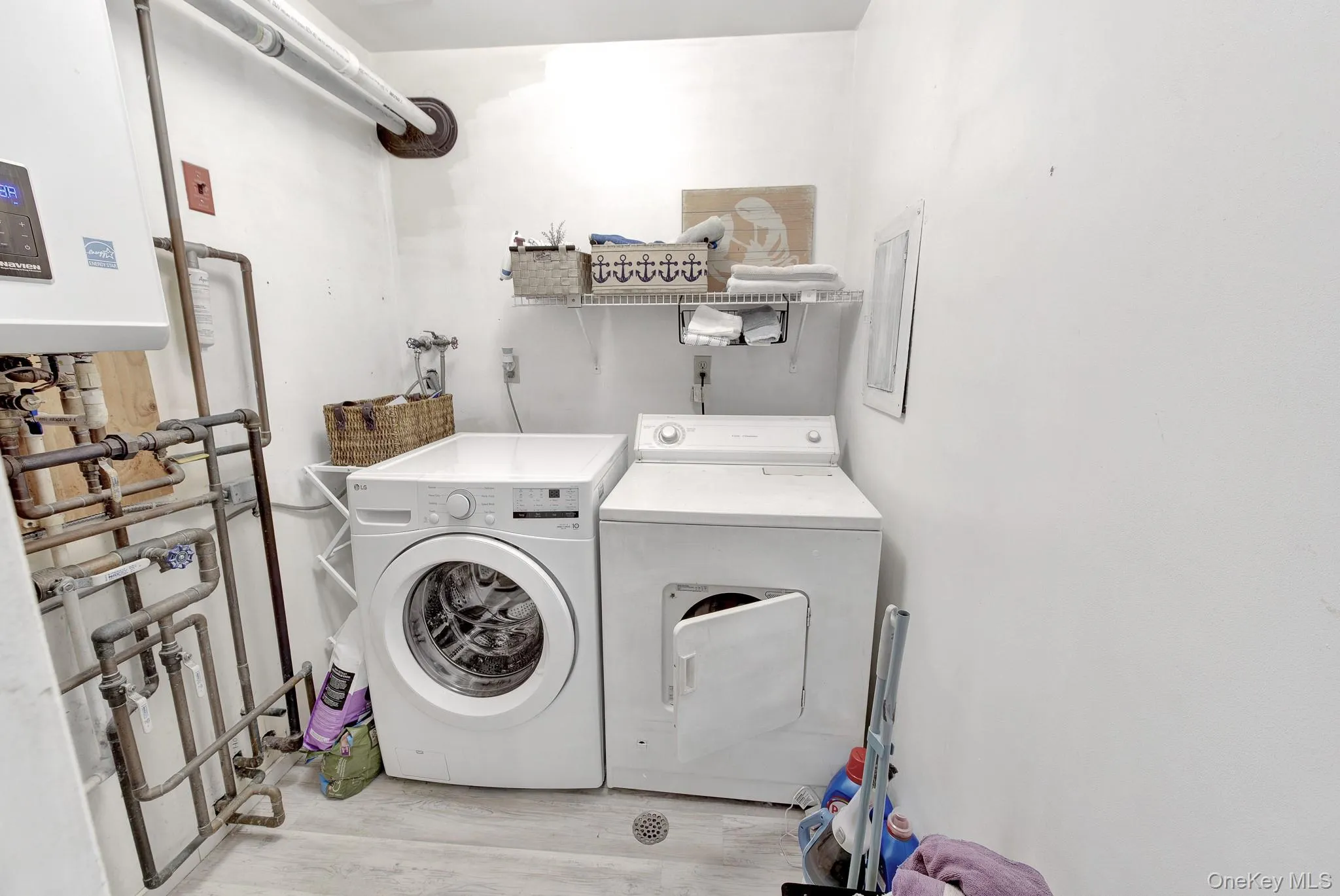 63 Cedarhurst Avenue, Hempstead, NY, 4 Bedrooms Bedrooms, 10 Rooms Rooms,2 BathroomsBathrooms,Residential,For Rent,Cedarhurst,0,1042871 63 Cedarhurst Avenue, Hempstead, NY, 4 Bedrooms Bedrooms, 10 Rooms Rooms,2 BathroomsBathrooms,Residential,For Rent,Cedarhurst,0,1042871