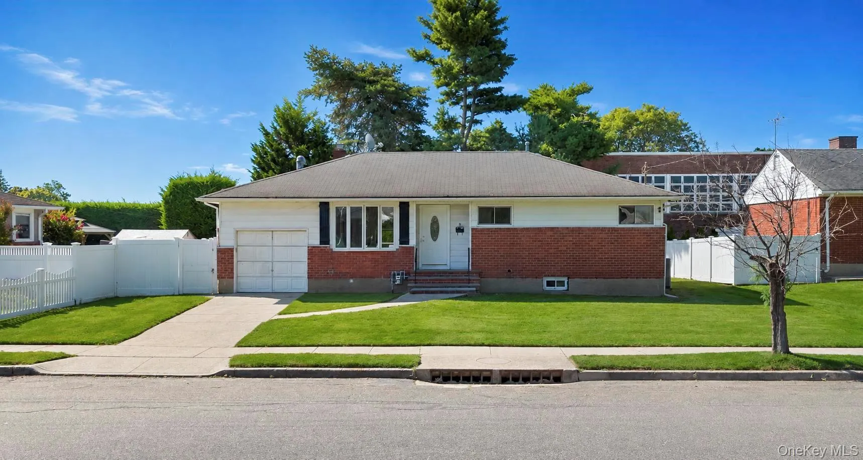 71 6th Street, Oyster Bay, NY, 3 Bedrooms Bedrooms, 5 Rooms Rooms,1 BathroomBathrooms,Residential,For Rent,6th,0,1042884 71 6th Street, Oyster Bay, NY, 3 Bedrooms Bedrooms, 5 Rooms Rooms,1 BathroomBathrooms,Residential,For Rent,6th,0,1042884