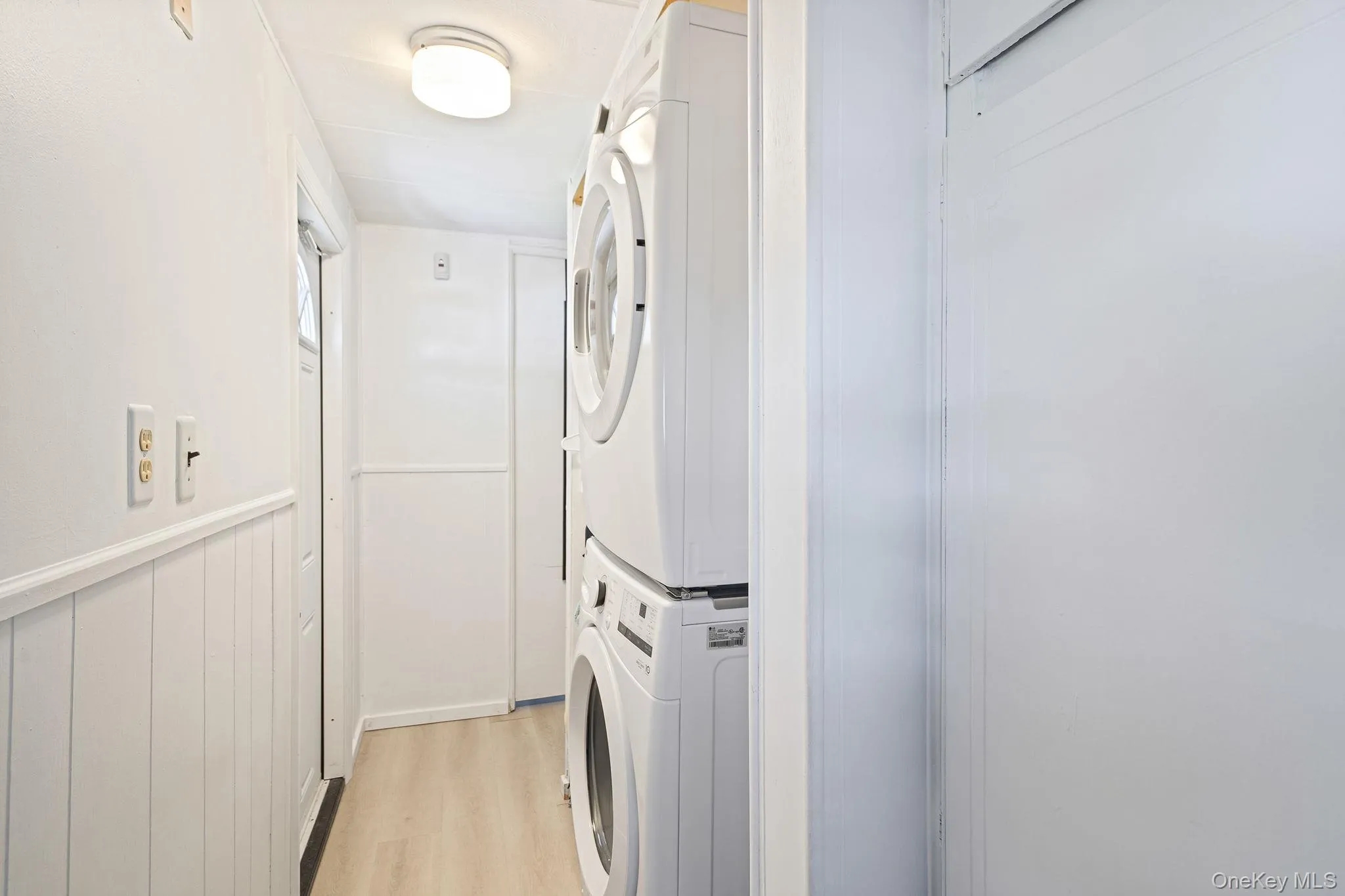 33 Valley Forge Drive, Islip, NY, 2 Bedrooms Bedrooms, 5 Rooms Rooms,1 BathroomBathrooms,Residential,For Rent,Valley Forge Drive,0,1042885 33 Valley Forge Drive, Islip, NY, 2 Bedrooms Bedrooms, 5 Rooms Rooms,1 BathroomBathrooms,Residential,For Rent,Valley Forge Drive,0,1042885