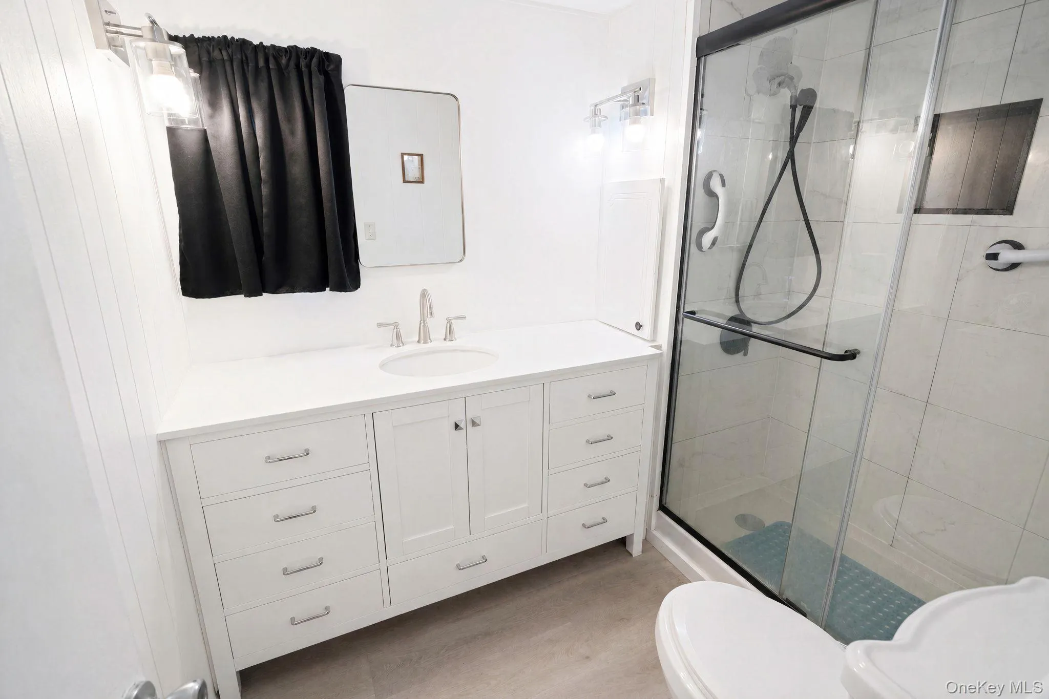 33 Valley Forge Drive, Islip, NY, 2 Bedrooms Bedrooms, 5 Rooms Rooms,1 BathroomBathrooms,Residential,For Rent,Valley Forge Drive,0,1042885 33 Valley Forge Drive, Islip, NY, 2 Bedrooms Bedrooms, 5 Rooms Rooms,1 BathroomBathrooms,Residential,For Rent,Valley Forge Drive,0,1042885