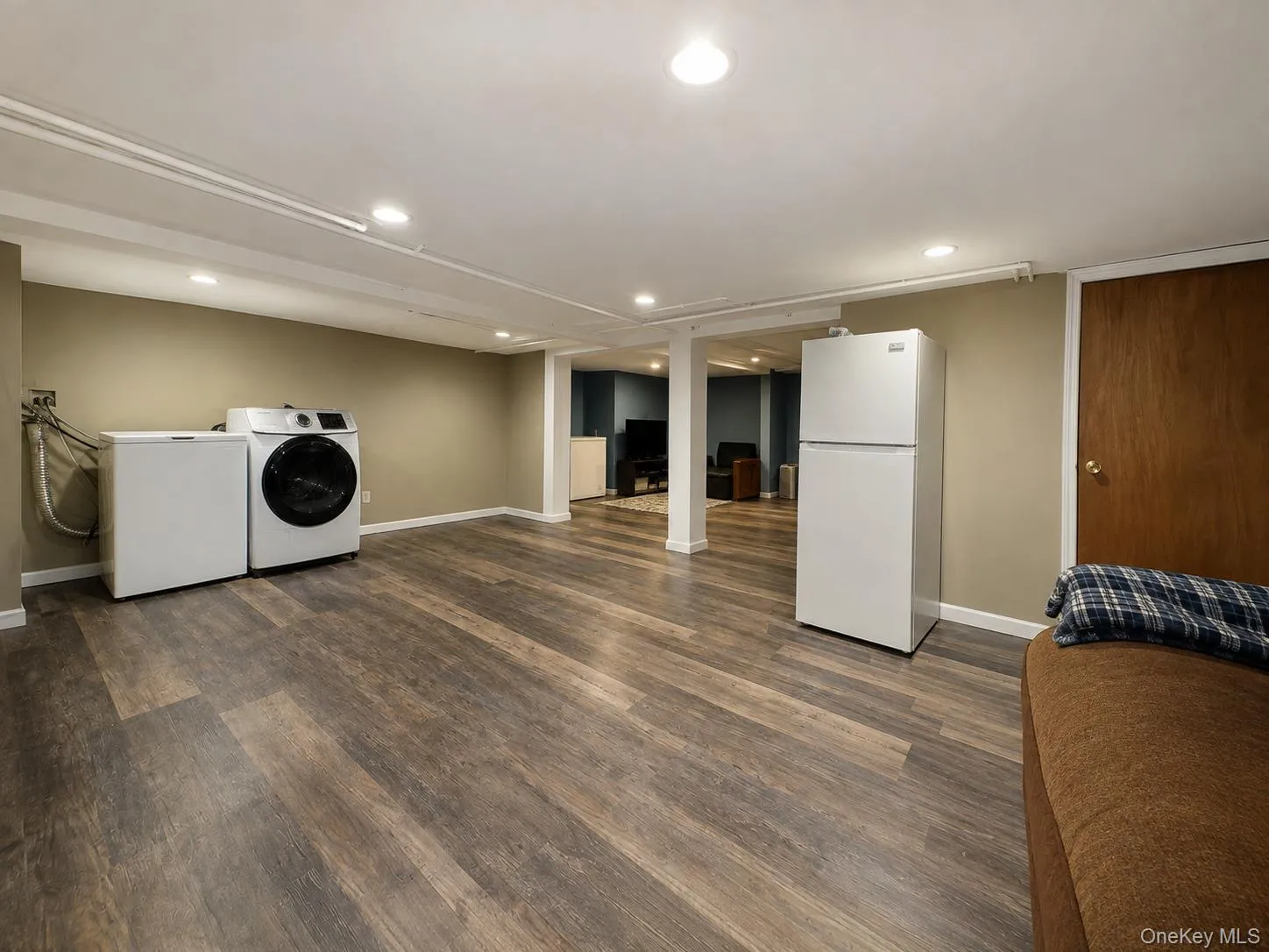1055 Stanton Avenue, Hempstead, NY, 3 Bedrooms Bedrooms, 7 Rooms Rooms,2 BathroomsBathrooms,Residential,For Rent,Stanton,0,1042886 1055 Stanton Avenue, Hempstead, NY, 3 Bedrooms Bedrooms, 7 Rooms Rooms,2 BathroomsBathrooms,Residential,For Rent,Stanton,0,1042886