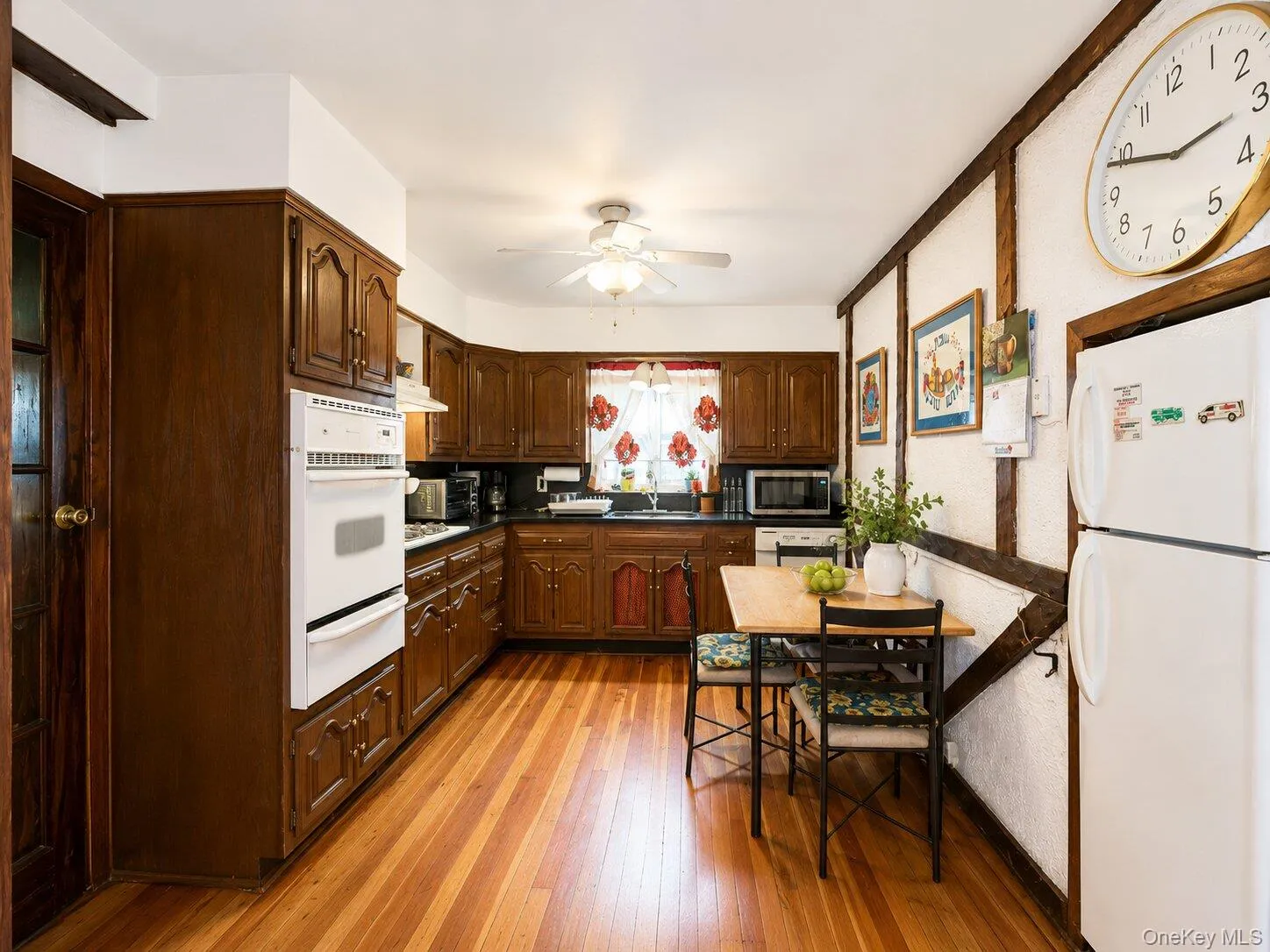 1055 Stanton Avenue, Hempstead, NY, 3 Bedrooms Bedrooms, 7 Rooms Rooms,2 BathroomsBathrooms,Residential,For Rent,Stanton,0,1042886 1055 Stanton Avenue, Hempstead, NY, 3 Bedrooms Bedrooms, 7 Rooms Rooms,2 BathroomsBathrooms,Residential,For Rent,Stanton,0,1042886