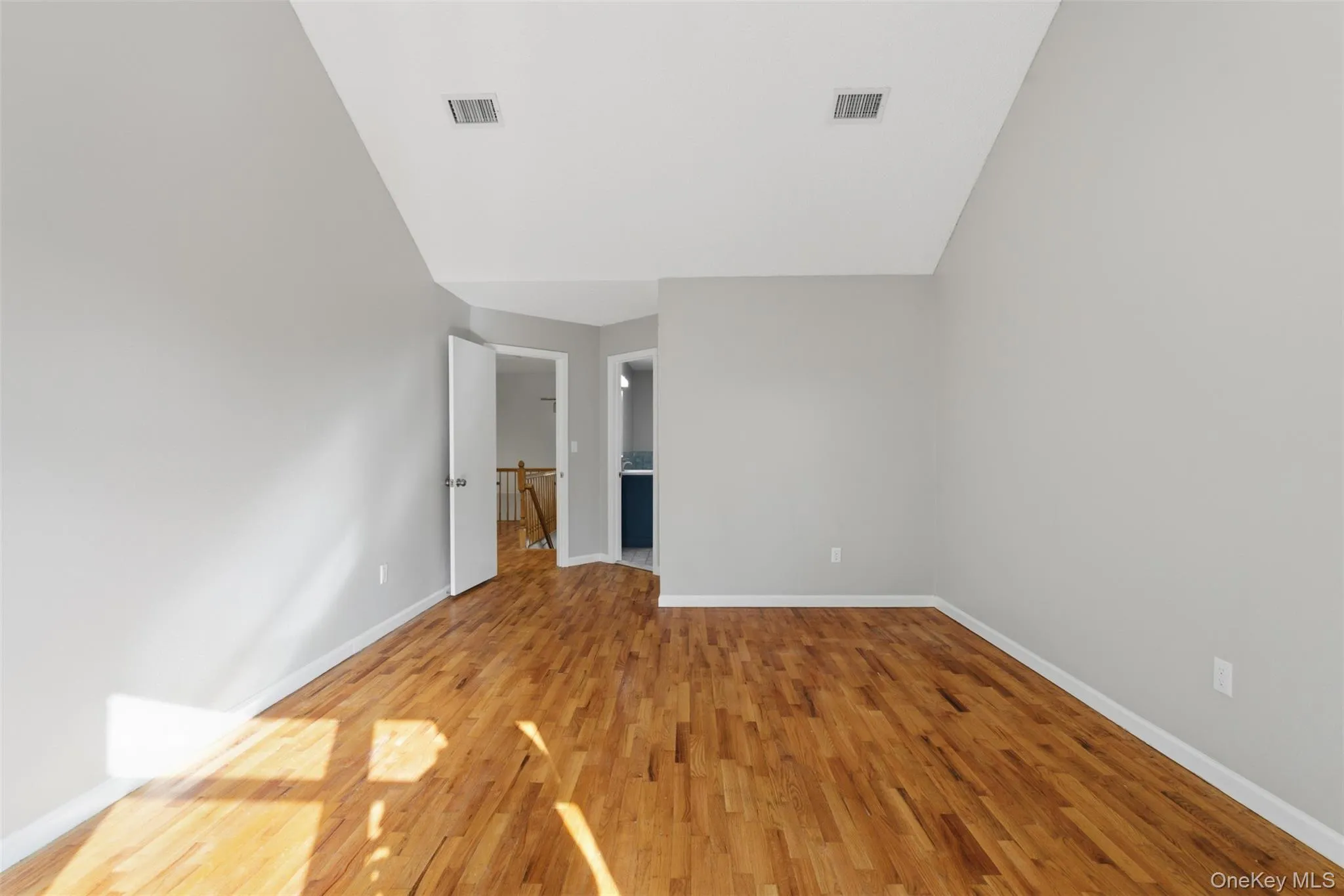 4 Trevor Lake Drive, Clarkstown, NY, 2 Bedrooms Bedrooms, 7 Rooms Rooms,2 BathroomsBathrooms,Residential,For Rent,Trevor Lake,0,1042887 4 Trevor Lake Drive, Clarkstown, NY, 2 Bedrooms Bedrooms, 7 Rooms Rooms,2 BathroomsBathrooms,Residential,For Rent,Trevor Lake,0,1042887