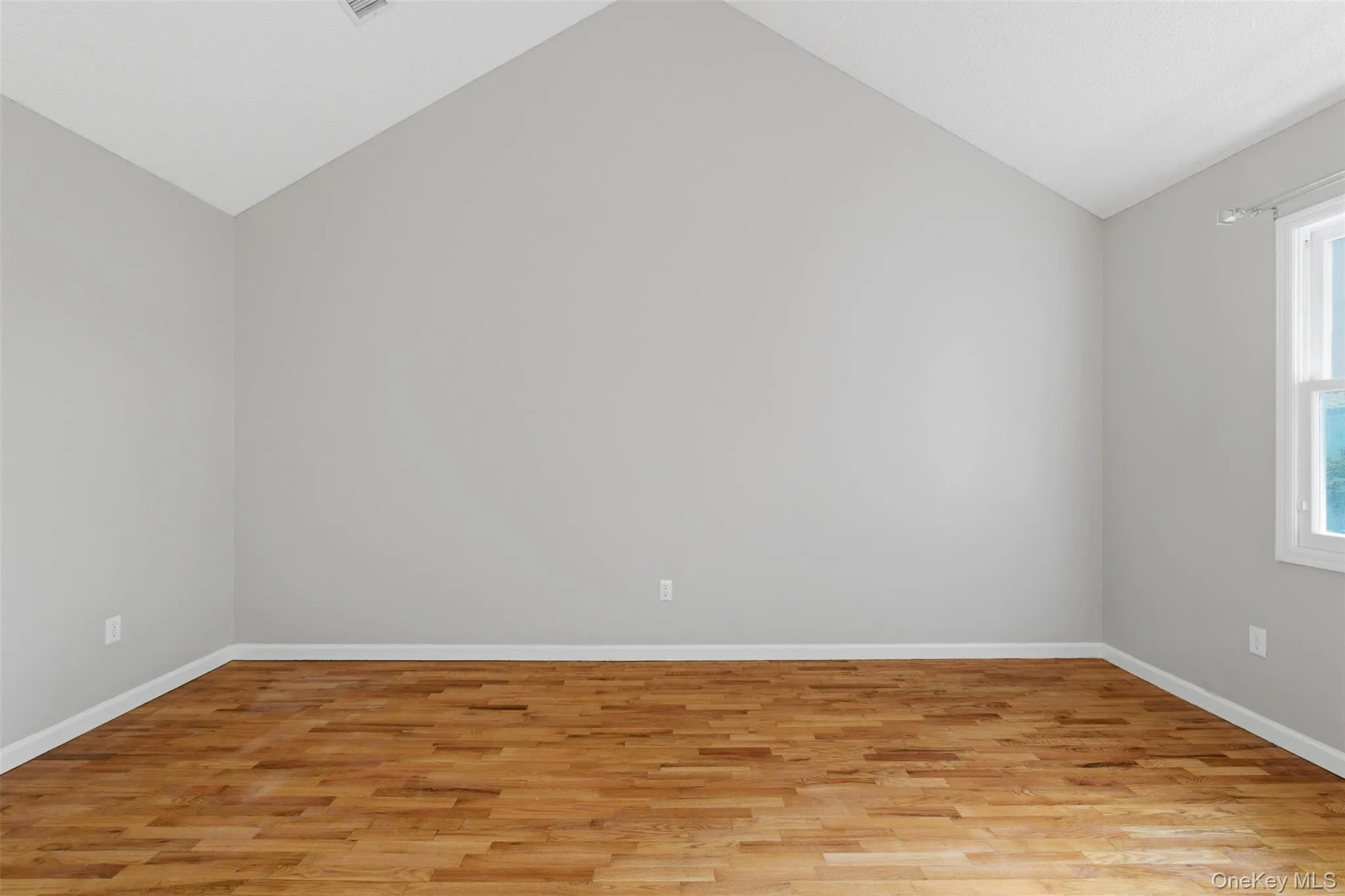 4 Trevor Lake Drive, Clarkstown, NY, 2 Bedrooms Bedrooms, 7 Rooms Rooms,2 BathroomsBathrooms,Residential,For Rent,Trevor Lake,0,1042887 4 Trevor Lake Drive, Clarkstown, NY, 2 Bedrooms Bedrooms, 7 Rooms Rooms,2 BathroomsBathrooms,Residential,For Rent,Trevor Lake,0,1042887