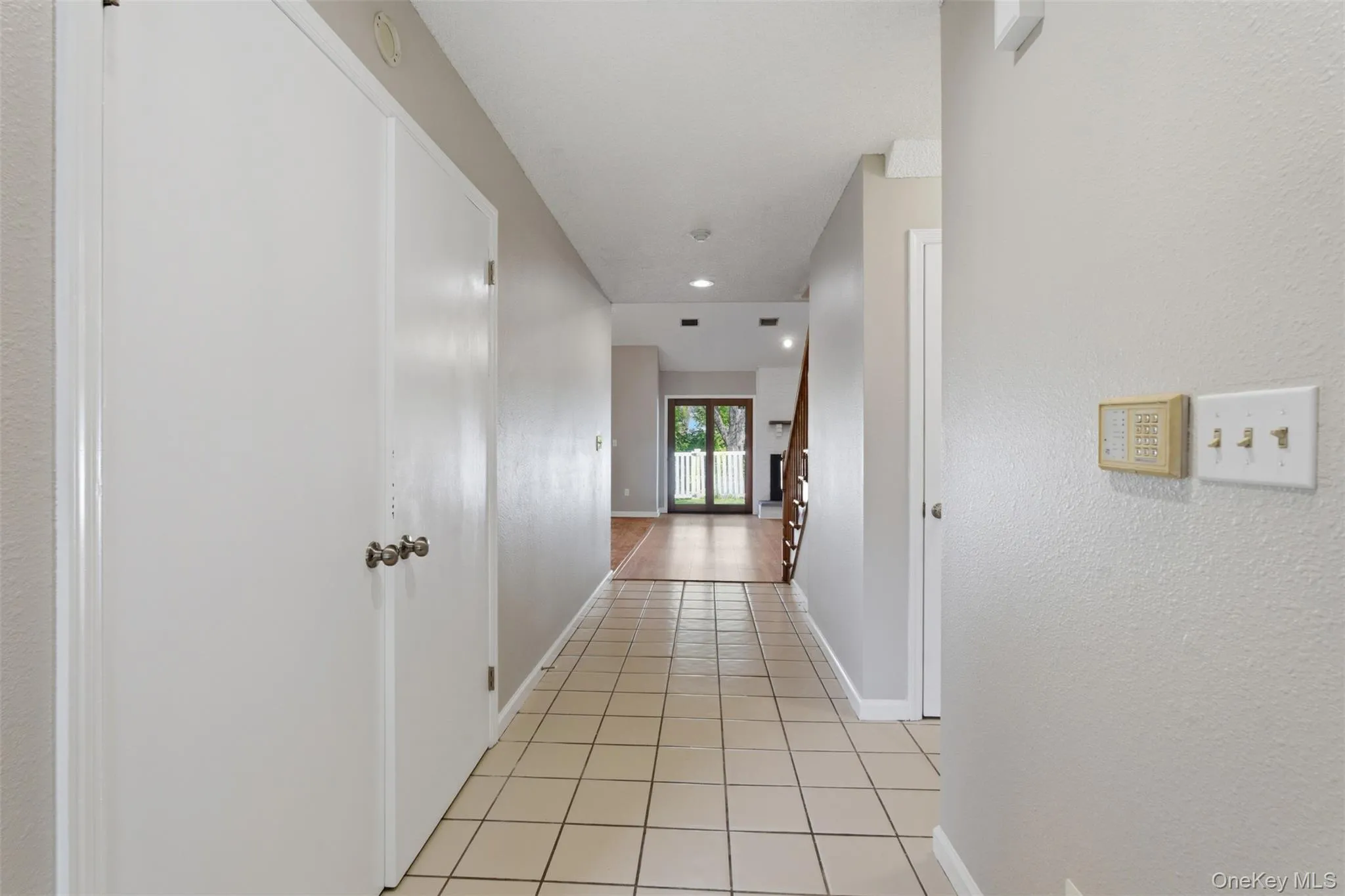 4 Trevor Lake Drive, Clarkstown, NY, 2 Bedrooms Bedrooms, 7 Rooms Rooms,2 BathroomsBathrooms,Residential,For Rent,Trevor Lake,0,1042887 4 Trevor Lake Drive, Clarkstown, NY, 2 Bedrooms Bedrooms, 7 Rooms Rooms,2 BathroomsBathrooms,Residential,For Rent,Trevor Lake,0,1042887