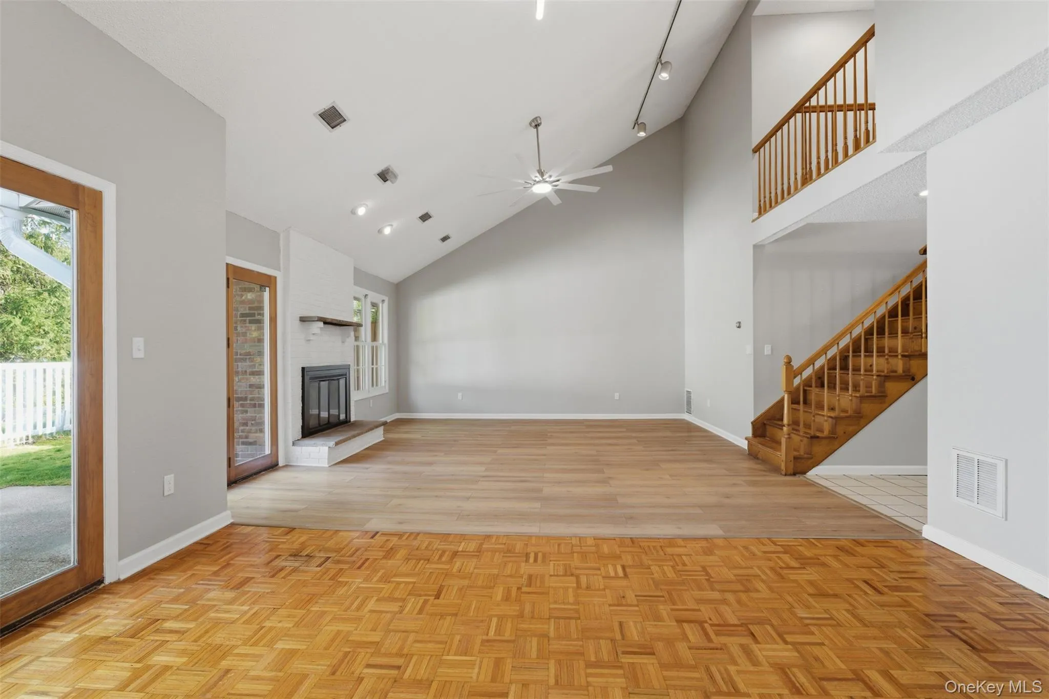4 Trevor Lake Drive, Clarkstown, NY, 2 Bedrooms Bedrooms, 7 Rooms Rooms,2 BathroomsBathrooms,Residential,For Rent,Trevor Lake,0,1042887 4 Trevor Lake Drive, Clarkstown, NY, 2 Bedrooms Bedrooms, 7 Rooms Rooms,2 BathroomsBathrooms,Residential,For Rent,Trevor Lake,0,1042887
