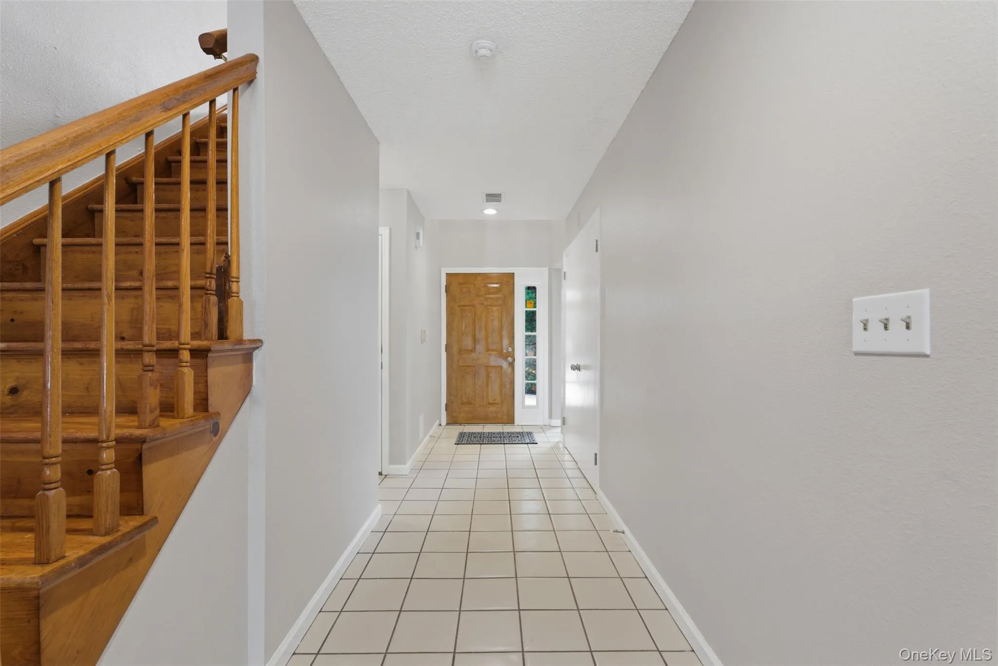 4 Trevor Lake Drive, Clarkstown, NY, 2 Bedrooms Bedrooms, 7 Rooms Rooms,2 BathroomsBathrooms,Residential,For Rent,Trevor Lake,0,1042887 4 Trevor Lake Drive, Clarkstown, NY, 2 Bedrooms Bedrooms, 7 Rooms Rooms,2 BathroomsBathrooms,Residential,For Rent,Trevor Lake,0,1042887