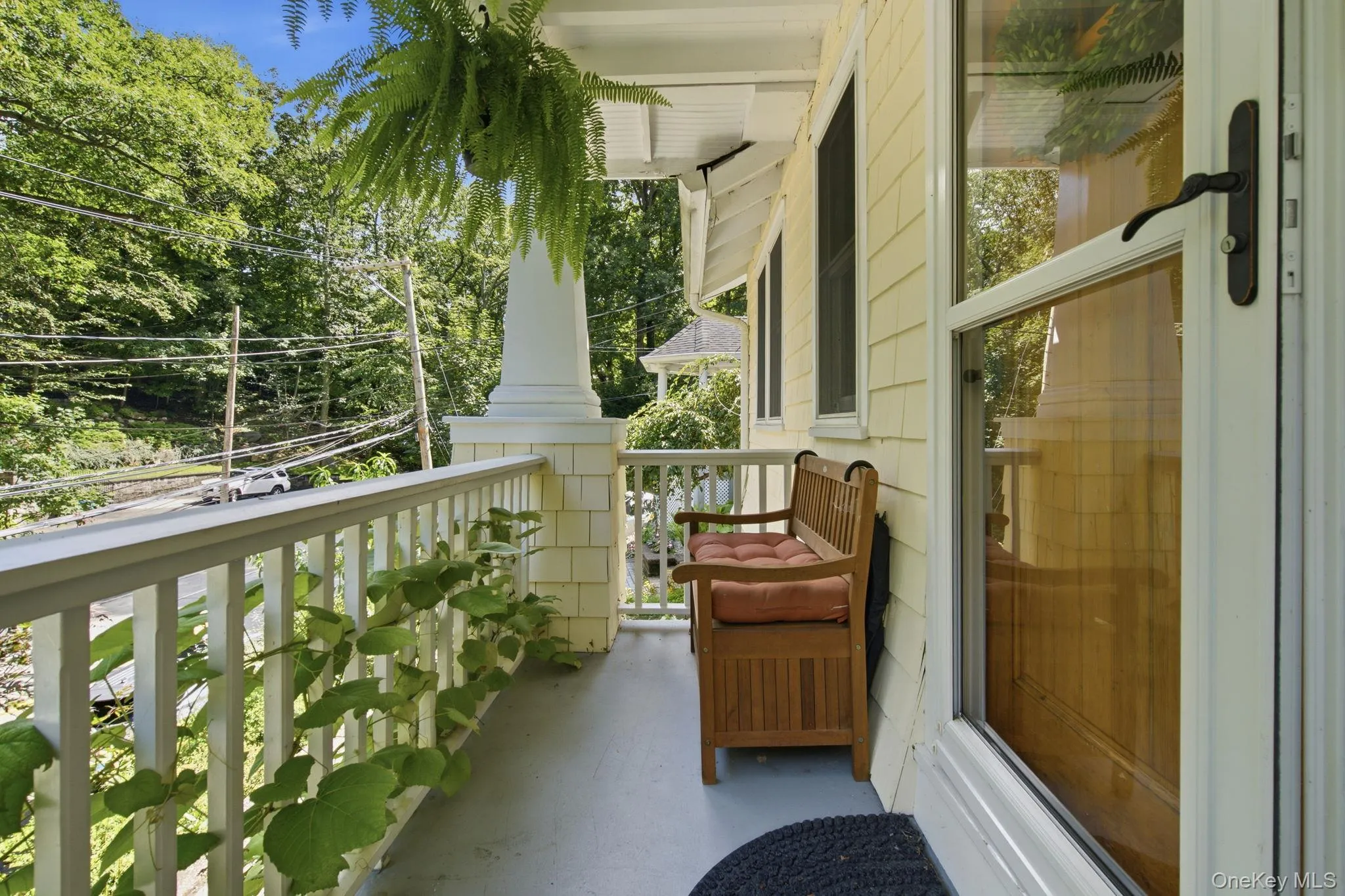 99 Norwood Avenue, Huntington, NY, 3 Bedrooms Bedrooms, 7 Rooms Rooms,1 BathroomBathrooms,Residential,For Rent,Norwood,0,1042888 99 Norwood Avenue, Huntington, NY, 3 Bedrooms Bedrooms, 7 Rooms Rooms,1 BathroomBathrooms,Residential,For Rent,Norwood,0,1042888