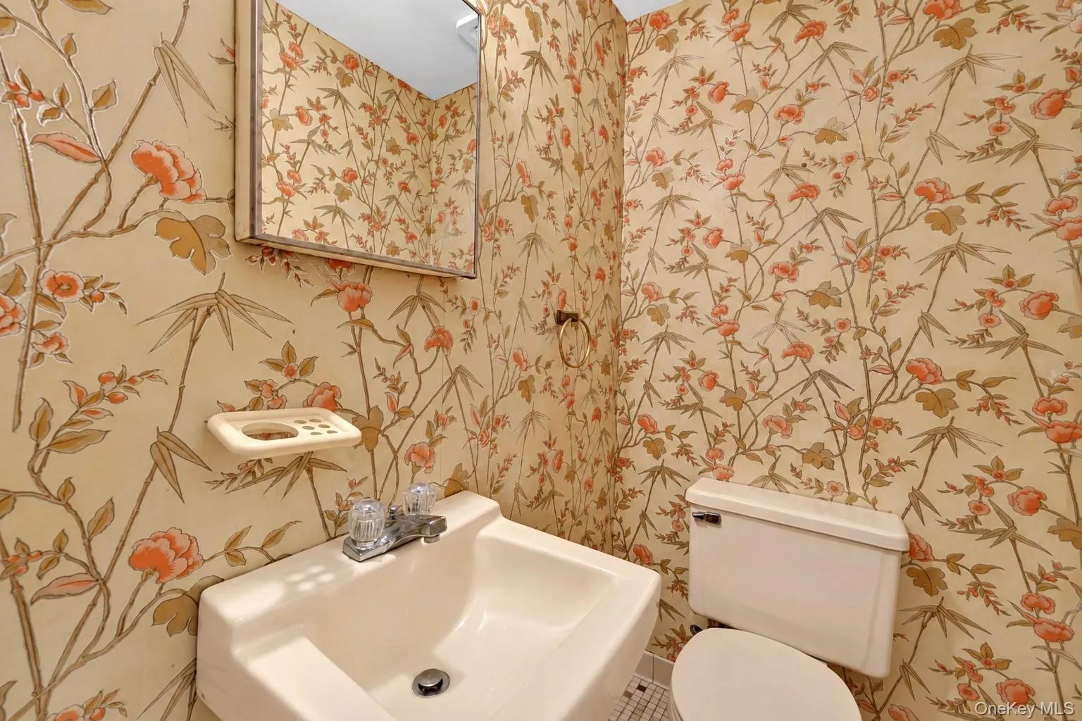 107 Headline Road, Babylon, NY, 4 Bedrooms Bedrooms, 8 Rooms Rooms,1 BathroomBathrooms,Residential,For Rent,Headline,0,1042889 107 Headline Road, Babylon, NY, 4 Bedrooms Bedrooms, 8 Rooms Rooms,1 BathroomBathrooms,Residential,For Rent,Headline,0,1042889