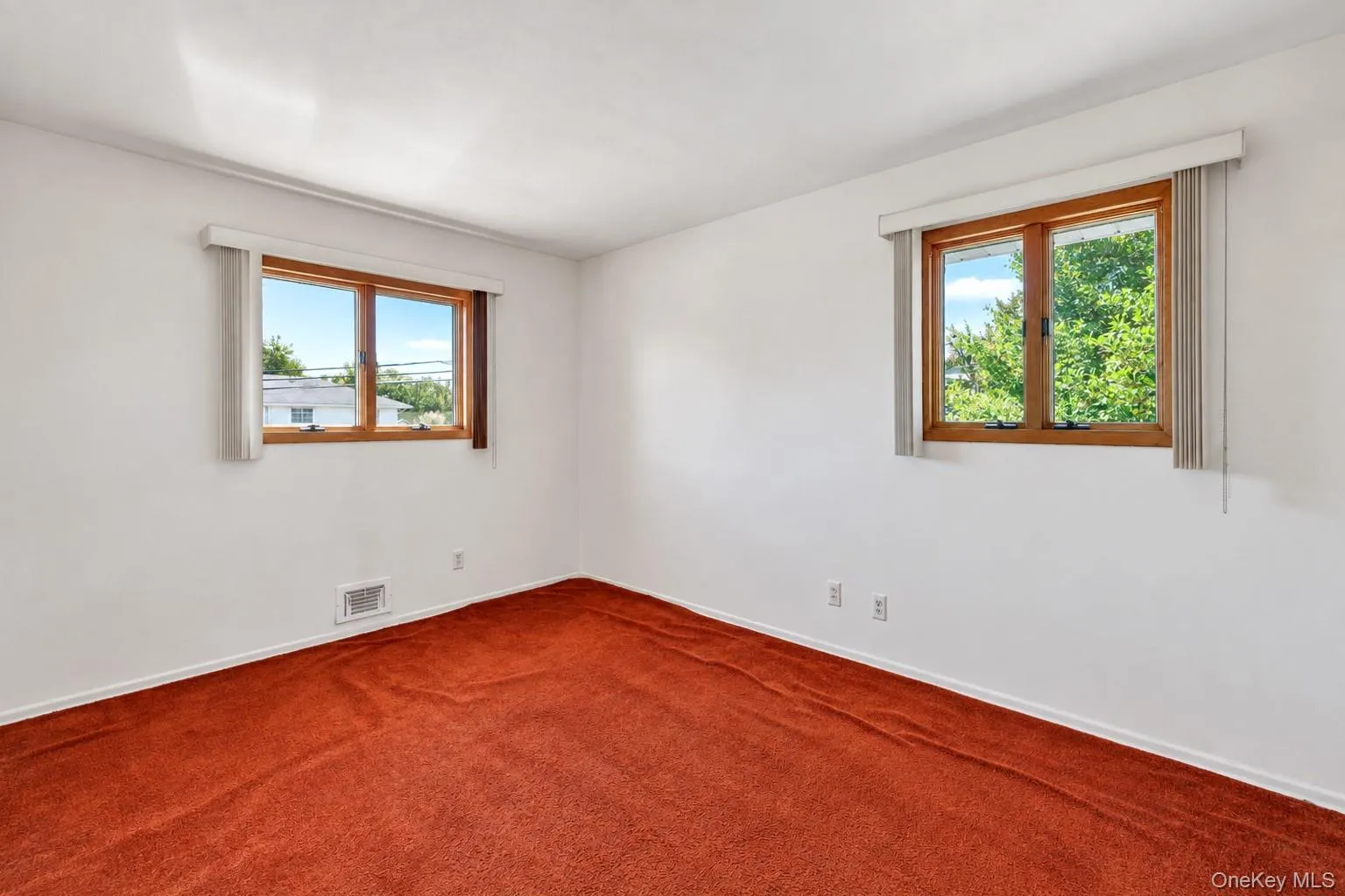 107 Headline Road, Babylon, NY, 4 Bedrooms Bedrooms, 8 Rooms Rooms,1 BathroomBathrooms,Residential,For Rent,Headline,0,1042889 107 Headline Road, Babylon, NY, 4 Bedrooms Bedrooms, 8 Rooms Rooms,1 BathroomBathrooms,Residential,For Rent,Headline,0,1042889