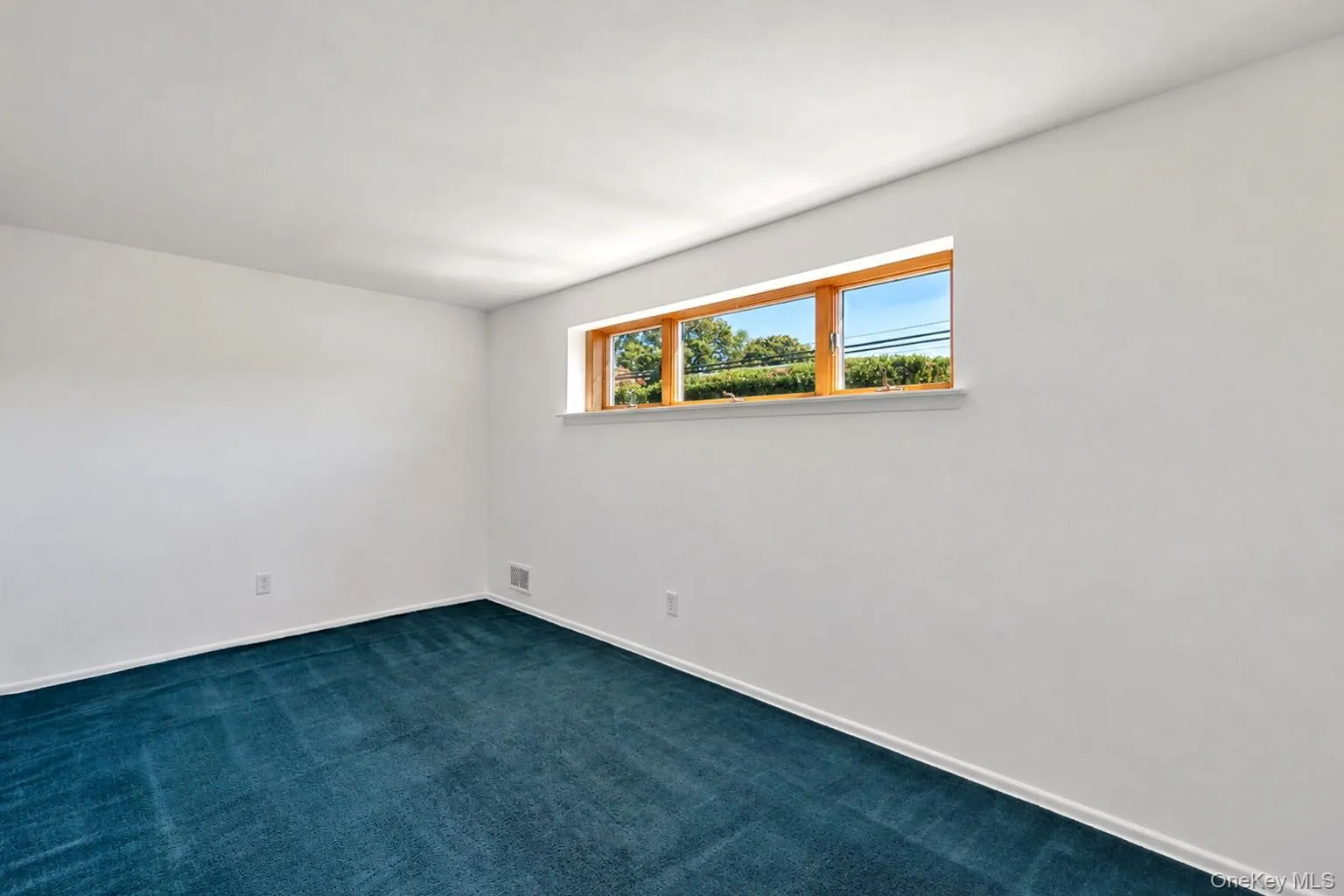 107 Headline Road, Babylon, NY, 4 Bedrooms Bedrooms, 8 Rooms Rooms,1 BathroomBathrooms,Residential,For Rent,Headline,0,1042889 107 Headline Road, Babylon, NY, 4 Bedrooms Bedrooms, 8 Rooms Rooms,1 BathroomBathrooms,Residential,For Rent,Headline,0,1042889