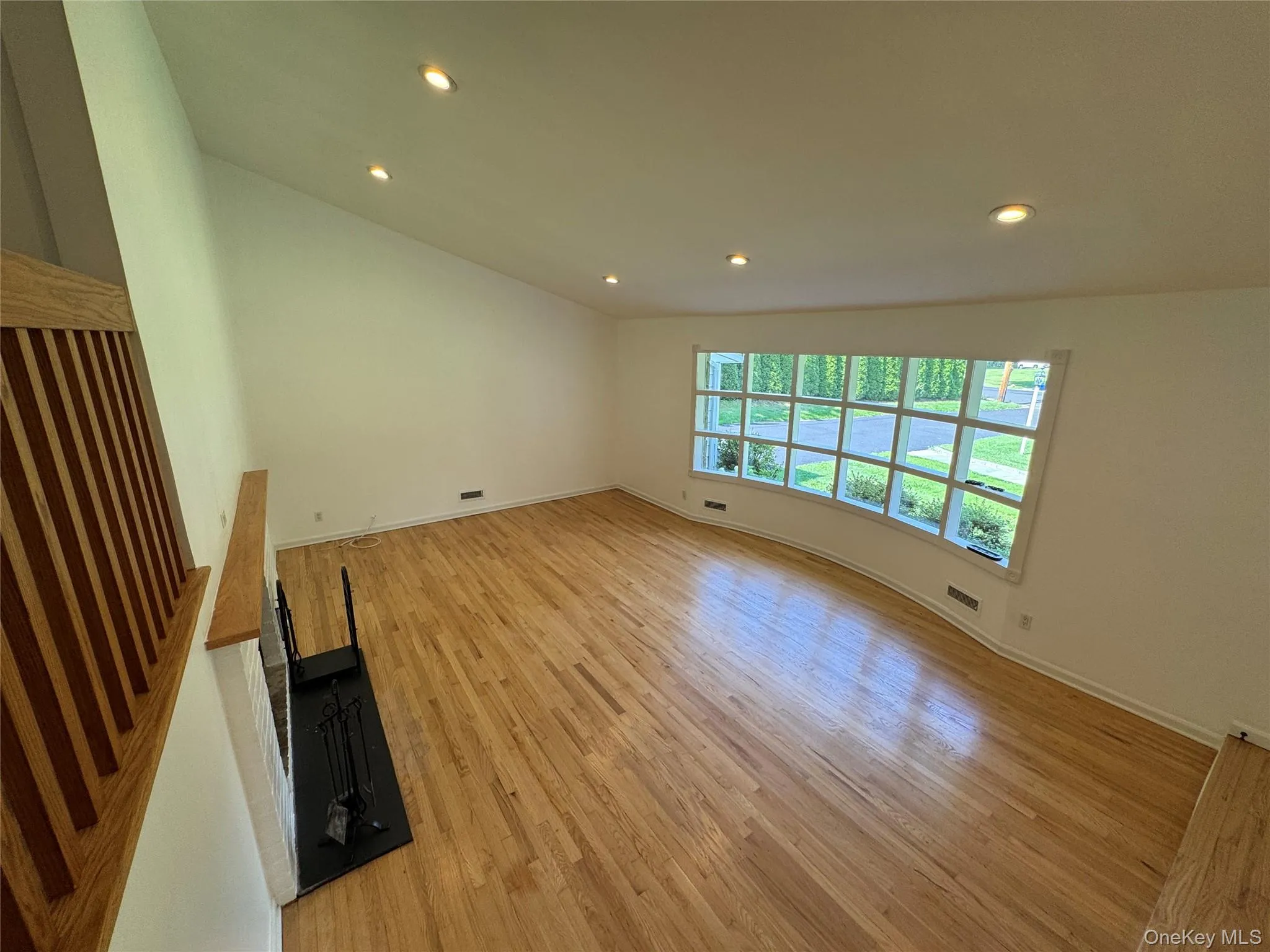 3 Stonewall Lane, Mamaroneck, NY, 4 Bedrooms Bedrooms, 7 Rooms Rooms,3 BathroomsBathrooms,Residential Lease,For Rent,Stonewall,0,1042891 3 Stonewall Lane, Mamaroneck, NY, 4 Bedrooms Bedrooms, 7 Rooms Rooms,3 BathroomsBathrooms,Residential Lease,For Rent,Stonewall,0,1042891