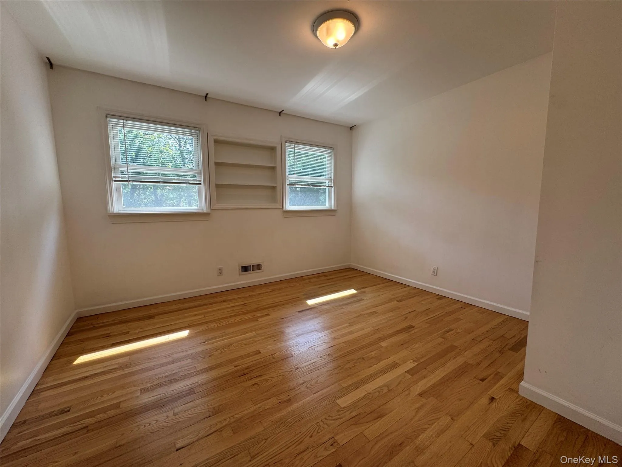 3 Stonewall Lane, Mamaroneck, NY, 4 Bedrooms Bedrooms, 7 Rooms Rooms,3 BathroomsBathrooms,Residential Lease,For Rent,Stonewall,0,1042891 3 Stonewall Lane, Mamaroneck, NY, 4 Bedrooms Bedrooms, 7 Rooms Rooms,3 BathroomsBathrooms,Residential Lease,For Rent,Stonewall,0,1042891