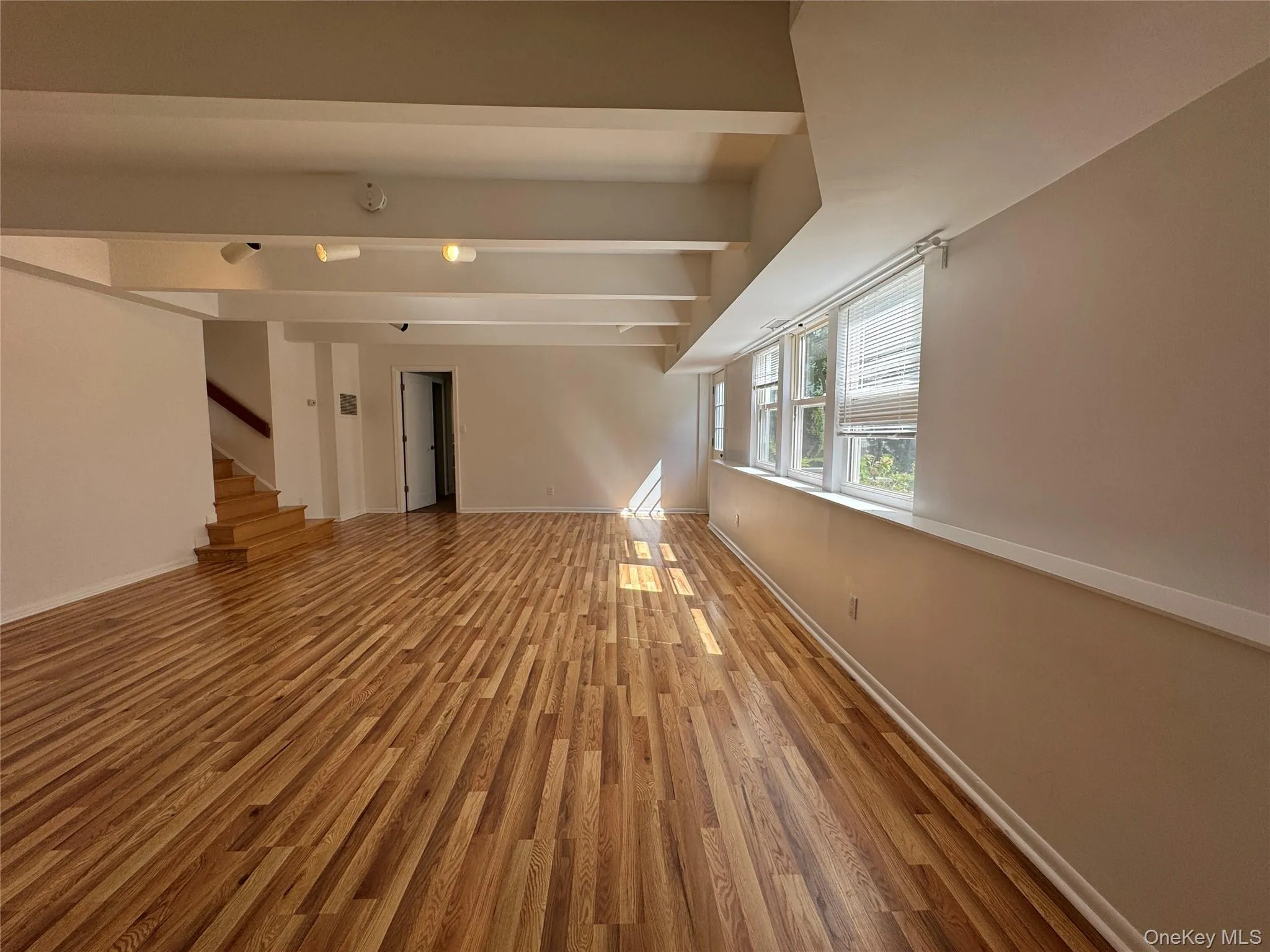 3 Stonewall Lane, Mamaroneck, NY, 4 Bedrooms Bedrooms, 7 Rooms Rooms,3 BathroomsBathrooms,Residential Lease,For Rent,Stonewall,0,1042891 3 Stonewall Lane, Mamaroneck, NY, 4 Bedrooms Bedrooms, 7 Rooms Rooms,3 BathroomsBathrooms,Residential Lease,For Rent,Stonewall,0,1042891