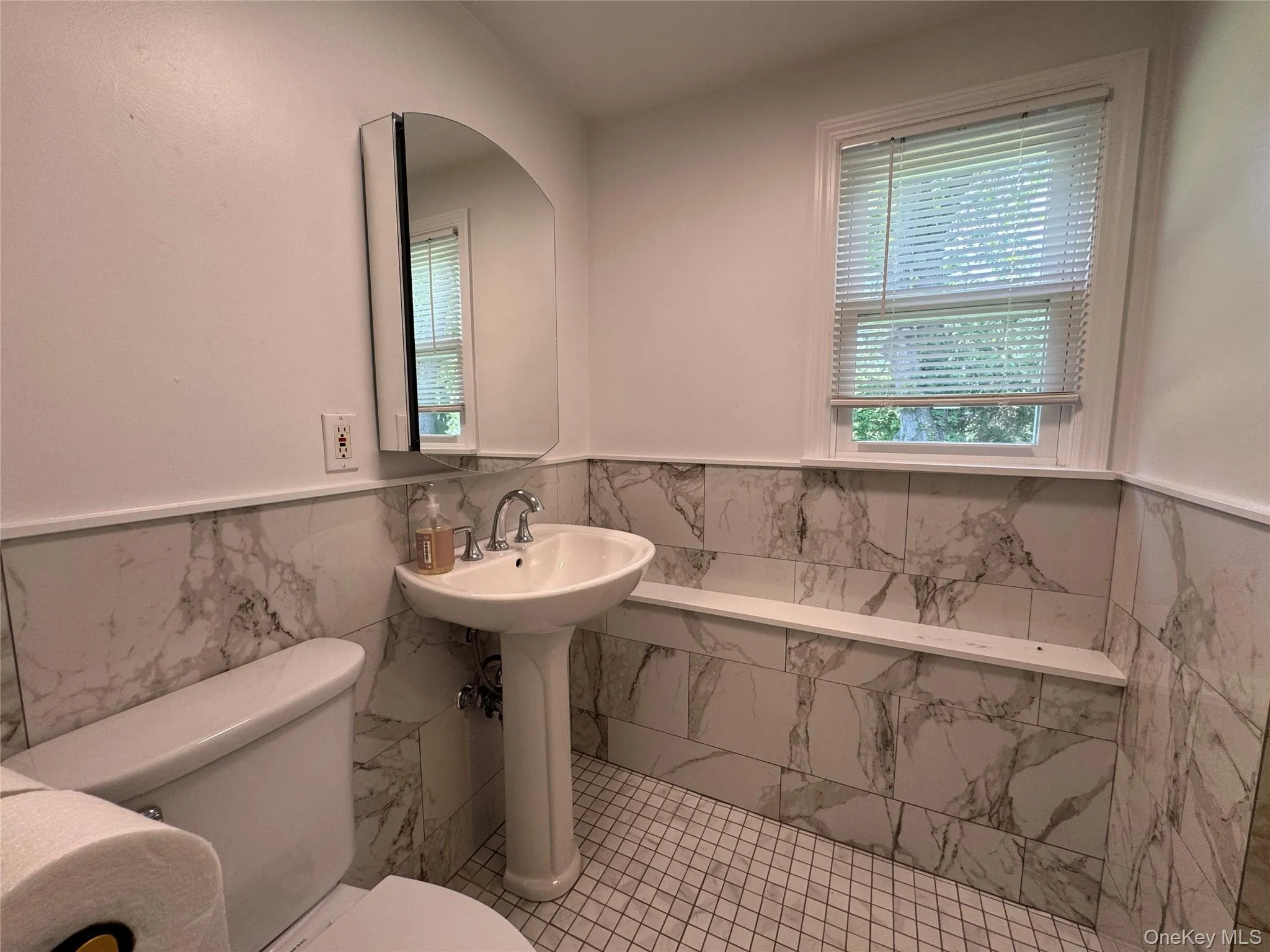 3 Stonewall Lane, Mamaroneck, NY, 4 Bedrooms Bedrooms, 7 Rooms Rooms,3 BathroomsBathrooms,Residential Lease,For Rent,Stonewall,0,1042891 3 Stonewall Lane, Mamaroneck, NY, 4 Bedrooms Bedrooms, 7 Rooms Rooms,3 BathroomsBathrooms,Residential Lease,For Rent,Stonewall,0,1042891