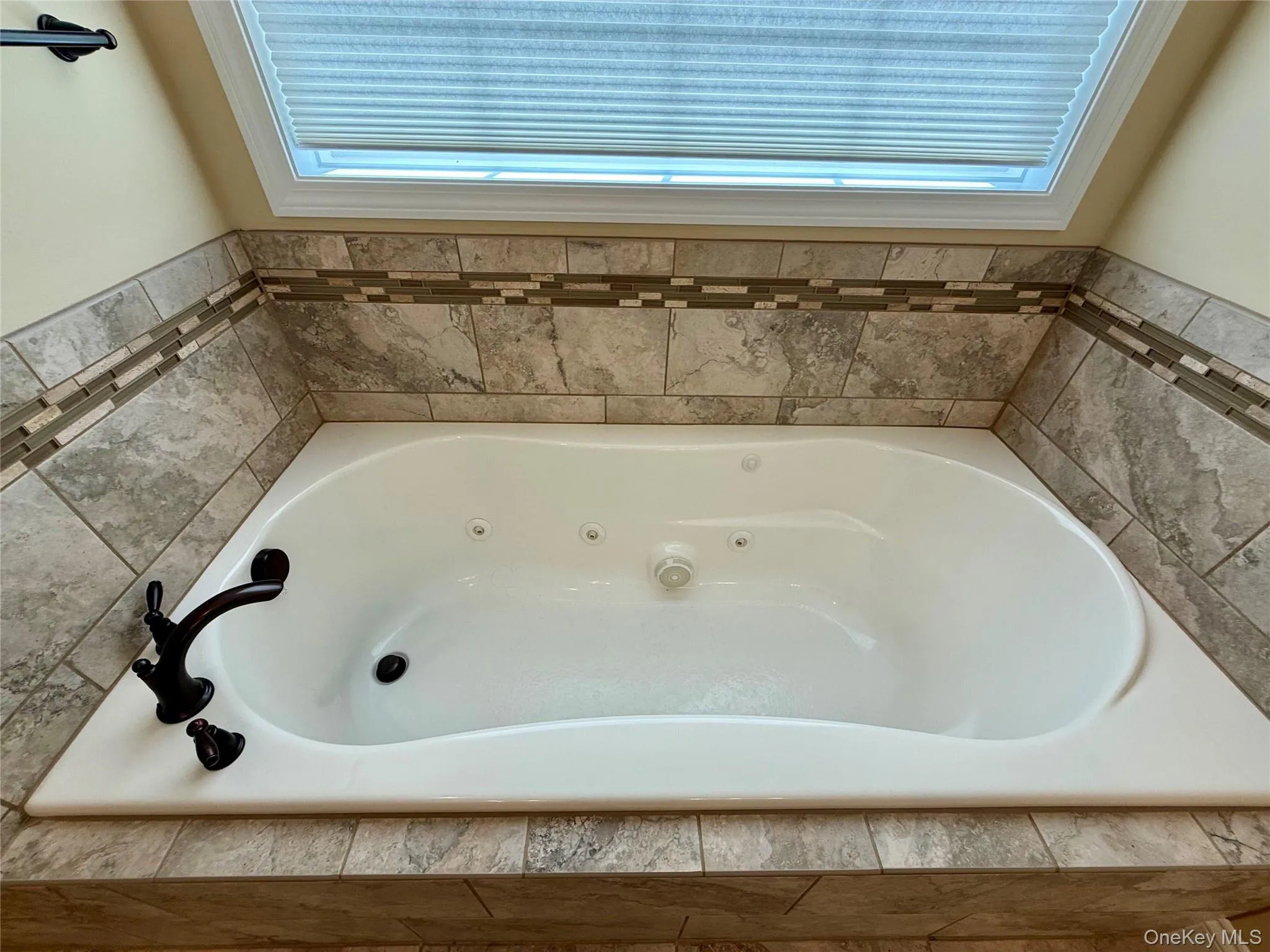 142 lexington Lane, Out Of Area, PA, 7 Bedrooms Bedrooms, 20 Rooms Rooms,4 BathroomsBathrooms,Residential,For Rent,lexington,0,1042892 142 lexington Lane, Out Of Area, PA, 7 Bedrooms Bedrooms, 20 Rooms Rooms,4 BathroomsBathrooms,Residential,For Rent,lexington,0,1042892