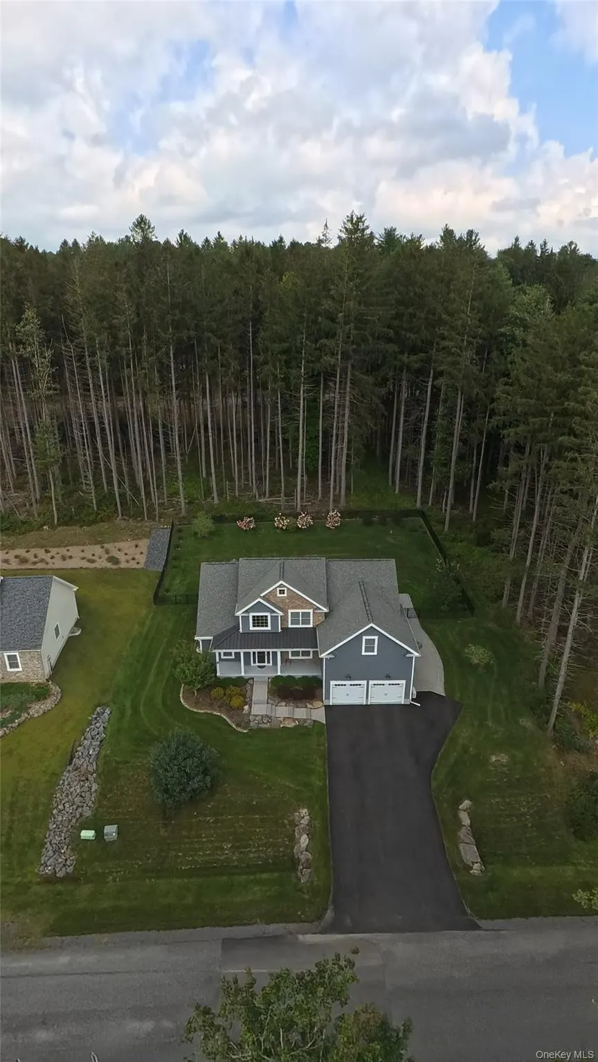 142 lexington Lane, Out Of Area, PA, 7 Bedrooms Bedrooms, 20 Rooms Rooms,4 BathroomsBathrooms,Residential,For Rent,lexington,0,1042892 142 lexington Lane, Out Of Area, PA, 7 Bedrooms Bedrooms, 20 Rooms Rooms,4 BathroomsBathrooms,Residential,For Rent,lexington,0,1042892