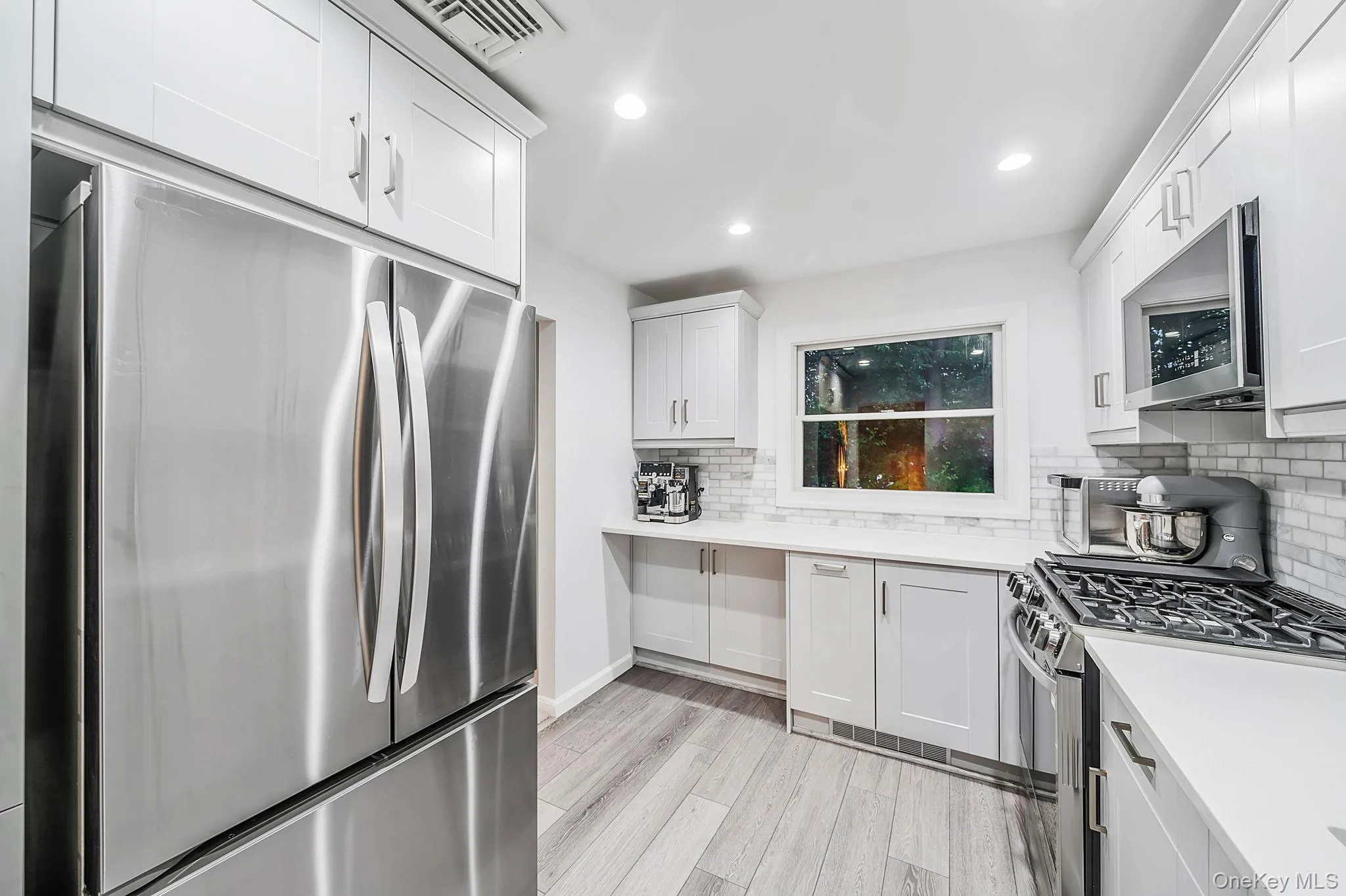 505 Hawkins Road, Brookhaven, NY, 4 Bedrooms Bedrooms, 8 Rooms Rooms,2 BathroomsBathrooms,Residential,For Rent,Hawkins,0,1042902 505 Hawkins Road, Brookhaven, NY, 4 Bedrooms Bedrooms, 8 Rooms Rooms,2 BathroomsBathrooms,Residential,For Rent,Hawkins,0,1042902