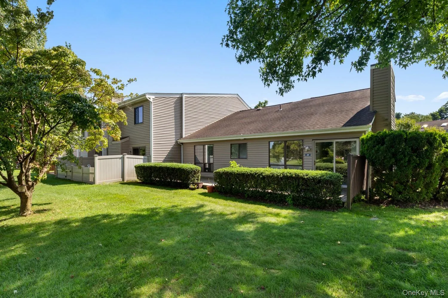 59 Pond Lane, Smithtown, NY, 2 Bedrooms Bedrooms, 7 Rooms Rooms,2 BathroomsBathrooms,Residential,For Rent,Pond,0,1042904 59 Pond Lane, Smithtown, NY, 2 Bedrooms Bedrooms, 7 Rooms Rooms,2 BathroomsBathrooms,Residential,For Rent,Pond,0,1042904