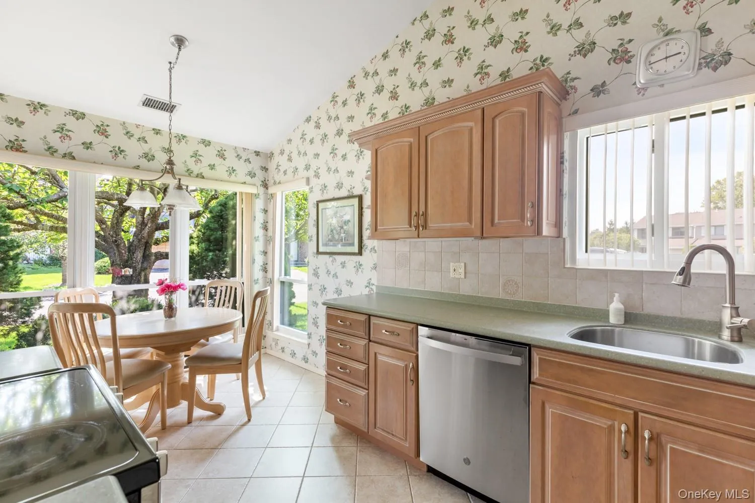 59 Pond Lane, Smithtown, NY, 2 Bedrooms Bedrooms, 7 Rooms Rooms,2 BathroomsBathrooms,Residential,For Rent,Pond,0,1042904 59 Pond Lane, Smithtown, NY, 2 Bedrooms Bedrooms, 7 Rooms Rooms,2 BathroomsBathrooms,Residential,For Rent,Pond,0,1042904