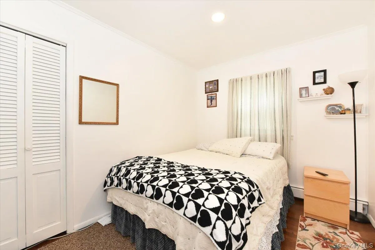 95 Jenkins Avenue, Babylon, NY, 3 Bedrooms Bedrooms, 8 Rooms Rooms,1 BathroomBathrooms,Residential,For Rent,Jenkins,0,1042906 95 Jenkins Avenue, Babylon, NY, 3 Bedrooms Bedrooms, 8 Rooms Rooms,1 BathroomBathrooms,Residential,For Rent,Jenkins,0,1042906