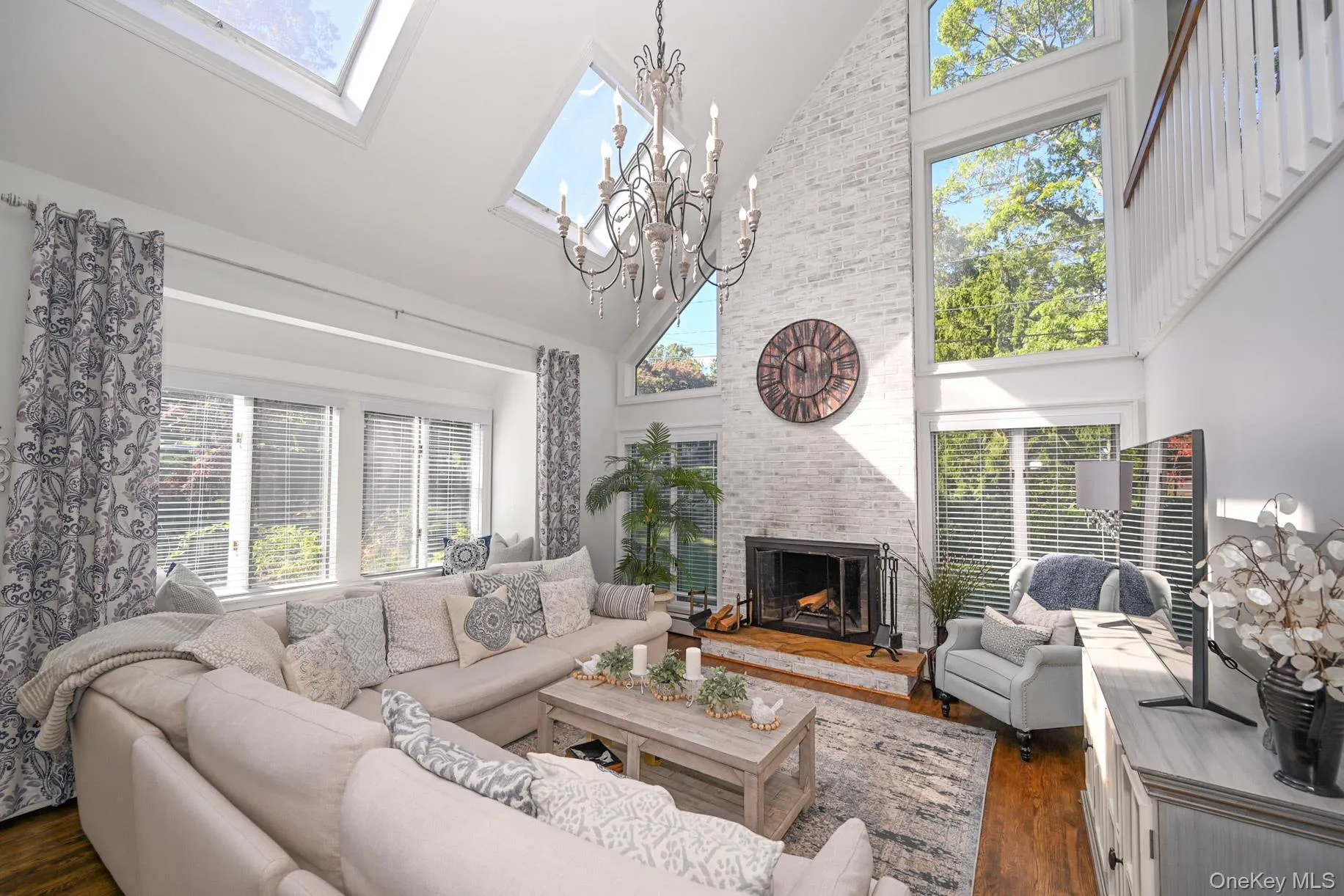 33 Uranus Road, Brookhaven, NY, 2 Bedrooms Bedrooms, 7 Rooms Rooms,2 BathroomsBathrooms,Residential,For Rent,Uranus,0,1042914 33 Uranus Road, Brookhaven, NY, 2 Bedrooms Bedrooms, 7 Rooms Rooms,2 BathroomsBathrooms,Residential,For Rent,Uranus,0,1042914