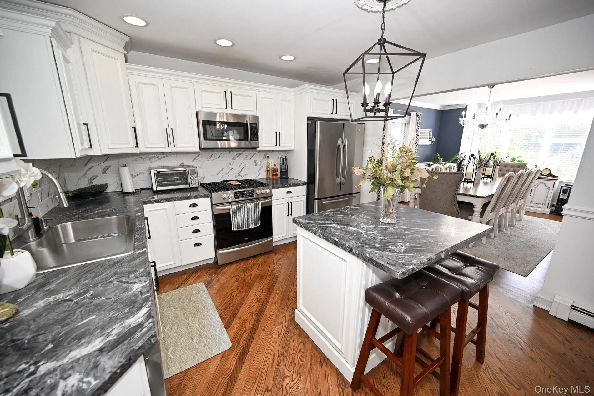 33 Uranus Road, Brookhaven, NY, 2 Bedrooms Bedrooms, 7 Rooms Rooms,2 BathroomsBathrooms,Residential,For Rent,Uranus,0,1042914 33 Uranus Road, Brookhaven, NY, 2 Bedrooms Bedrooms, 7 Rooms Rooms,2 BathroomsBathrooms,Residential,For Rent,Uranus,0,1042914