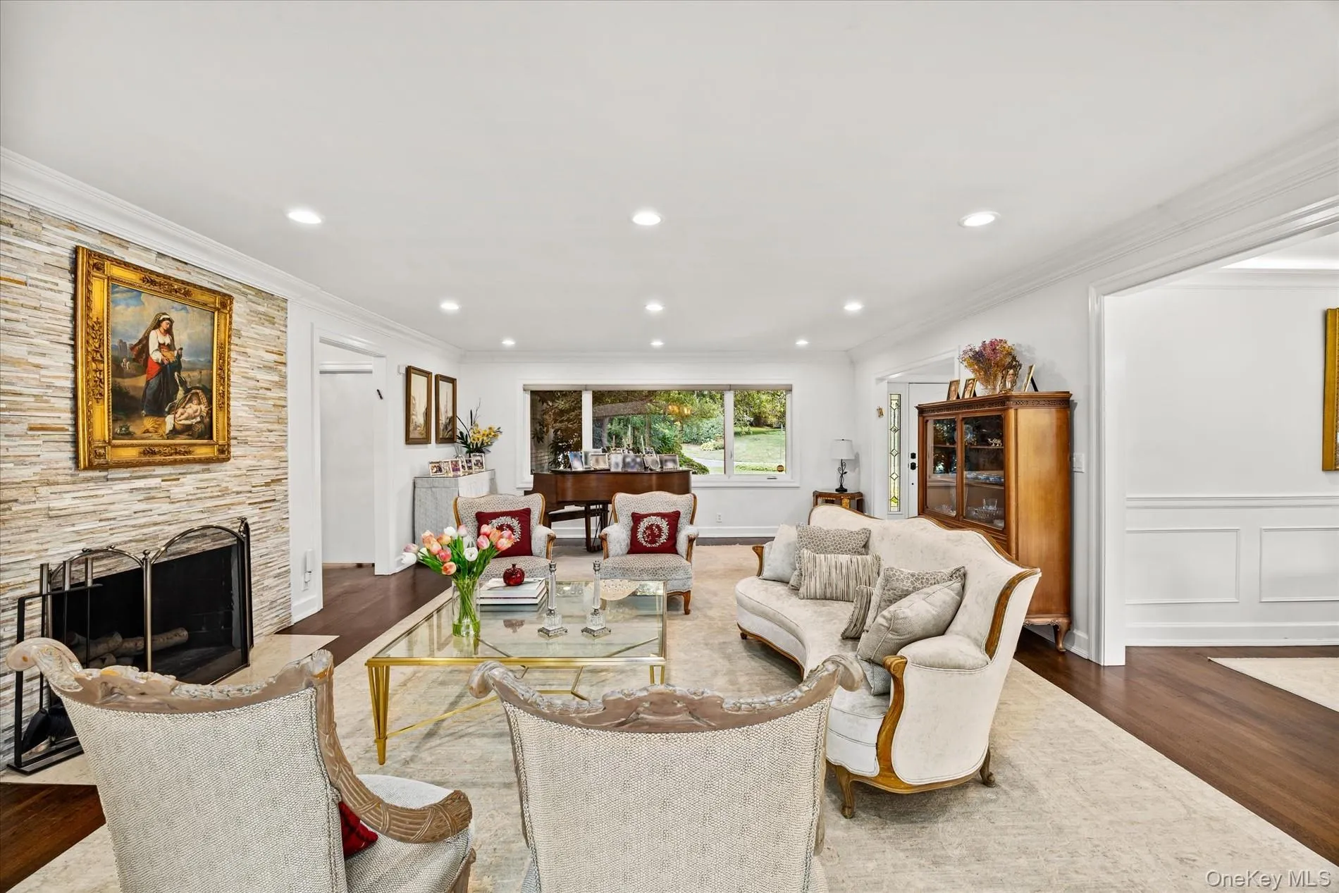 10 Vista Drive, North Hempstead, NY, 4 Bedrooms Bedrooms, 10 Rooms Rooms,4 BathroomsBathrooms,Residential,For Rent,Vista,0,1042917 10 Vista Drive, North Hempstead, NY, 4 Bedrooms Bedrooms, 10 Rooms Rooms,4 BathroomsBathrooms,Residential,For Rent,Vista,0,1042917