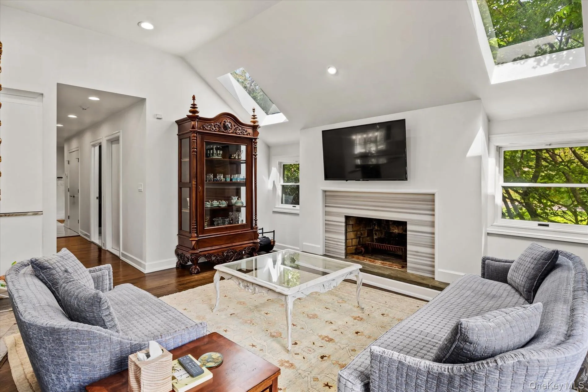 10 Vista Drive, North Hempstead, NY, 4 Bedrooms Bedrooms, 10 Rooms Rooms,4 BathroomsBathrooms,Residential,For Rent,Vista,0,1042917 10 Vista Drive, North Hempstead, NY, 4 Bedrooms Bedrooms, 10 Rooms Rooms,4 BathroomsBathrooms,Residential,For Rent,Vista,0,1042917