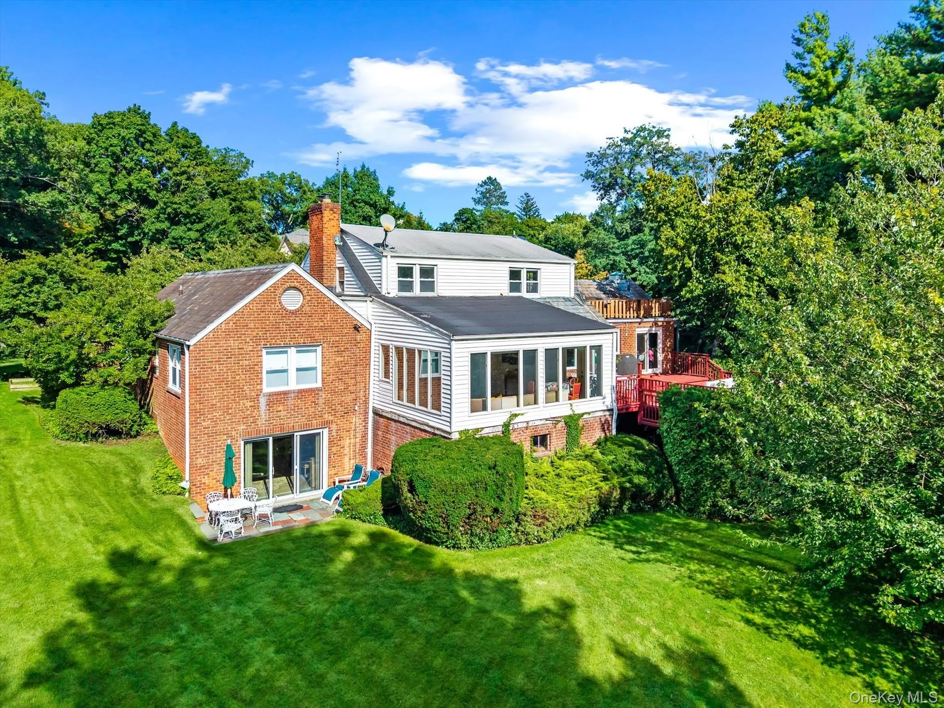10 Vista Drive, North Hempstead, NY, 4 Bedrooms Bedrooms, 10 Rooms Rooms,4 BathroomsBathrooms,Residential,For Rent,Vista,0,1042917 10 Vista Drive, North Hempstead, NY, 4 Bedrooms Bedrooms, 10 Rooms Rooms,4 BathroomsBathrooms,Residential,For Rent,Vista,0,1042917