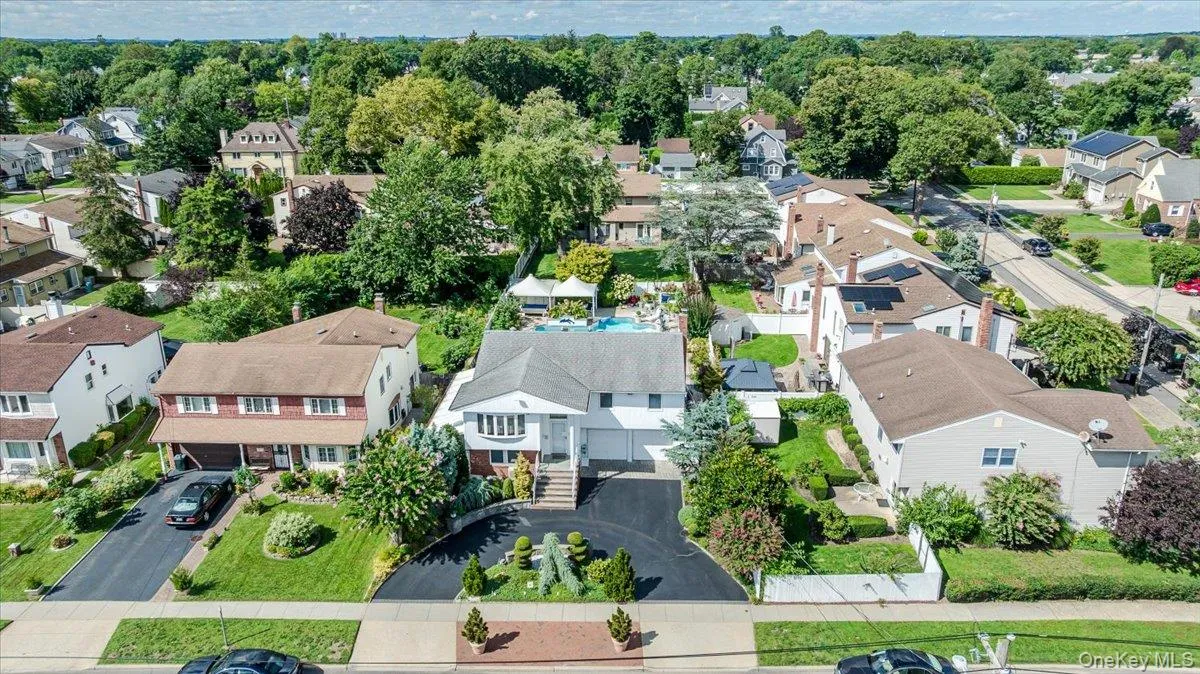 176 Main Street, Hempstead, NY, 3 Bedrooms Bedrooms, 9 Rooms Rooms,3 BathroomsBathrooms,Residential,For Rent,Main,0,1042919 176 Main Street, Hempstead, NY, 3 Bedrooms Bedrooms, 9 Rooms Rooms,3 BathroomsBathrooms,Residential,For Rent,Main,0,1042919
