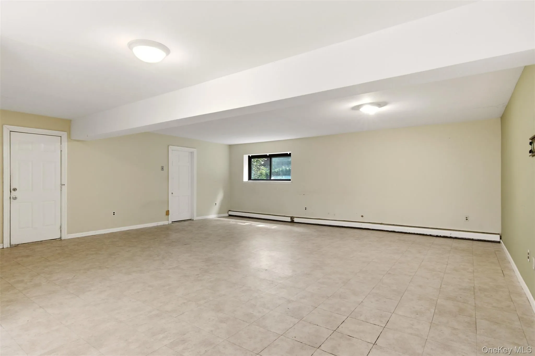 Access to Additional Bedrooms , Bathroom, Garage and Storage/Utilities Access to Additional Bedrooms , Bathroom, Garage and Storage/Utilities