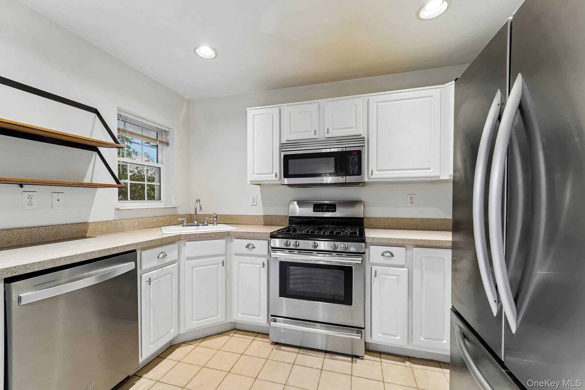 122 Crystal Hill Drive, Haverstraw, NY, 2 Bedrooms Bedrooms, 7 Rooms Rooms,1 BathroomBathrooms,Residential,For Rent,Crystal Hill,0,1042924 122 Crystal Hill Drive, Haverstraw, NY, 2 Bedrooms Bedrooms, 7 Rooms Rooms,1 BathroomBathrooms,Residential,For Rent,Crystal Hill,0,1042924