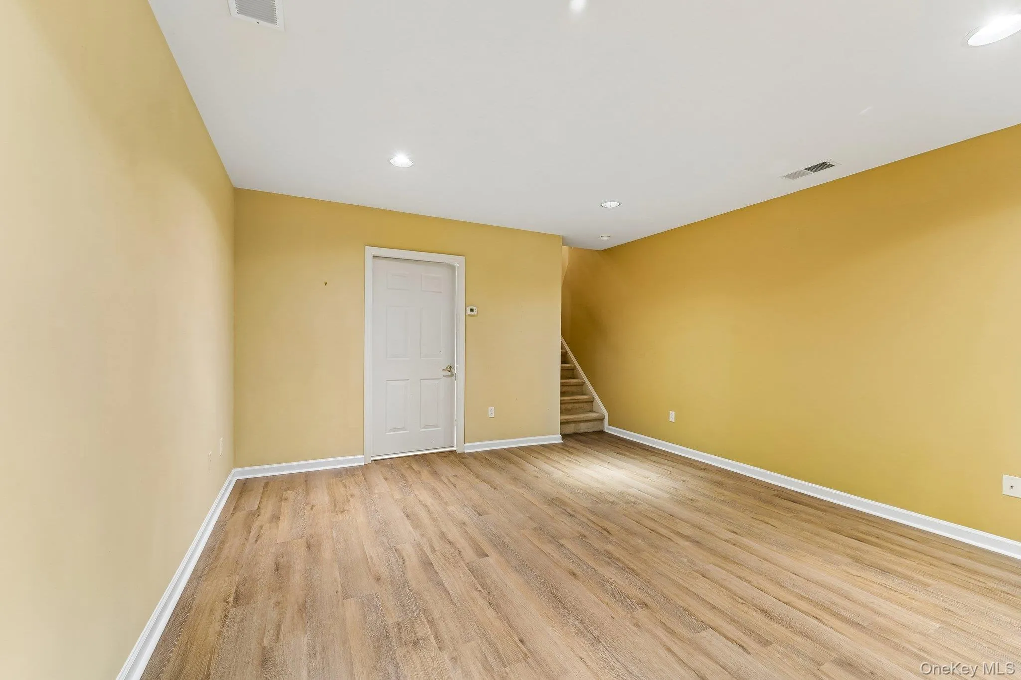 122 Crystal Hill Drive, Haverstraw, NY, 2 Bedrooms Bedrooms, 7 Rooms Rooms,1 BathroomBathrooms,Residential,For Rent,Crystal Hill,0,1042924 122 Crystal Hill Drive, Haverstraw, NY, 2 Bedrooms Bedrooms, 7 Rooms Rooms,1 BathroomBathrooms,Residential,For Rent,Crystal Hill,0,1042924